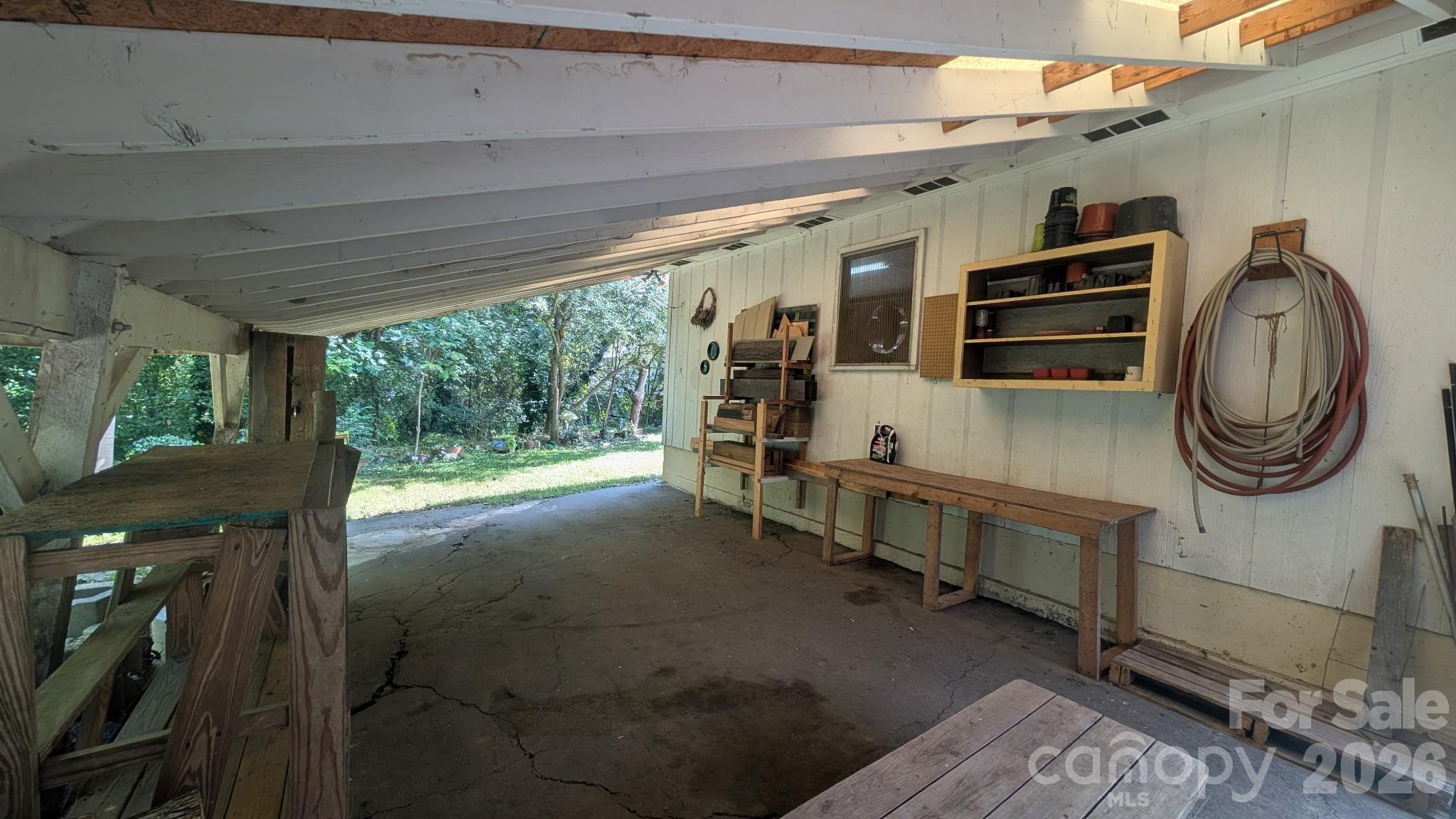 237 Jefferson Avenue Property Photo 18