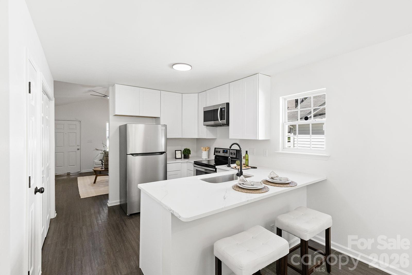 913 Tennyson Drive Property Photo 11