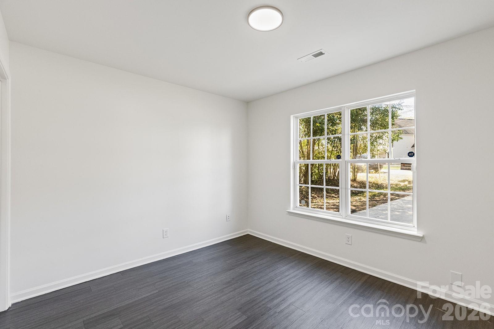 913 Tennyson Drive Property Photo 22