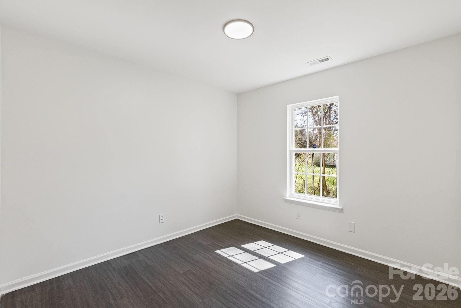 913 Tennyson Drive Property Photo 23