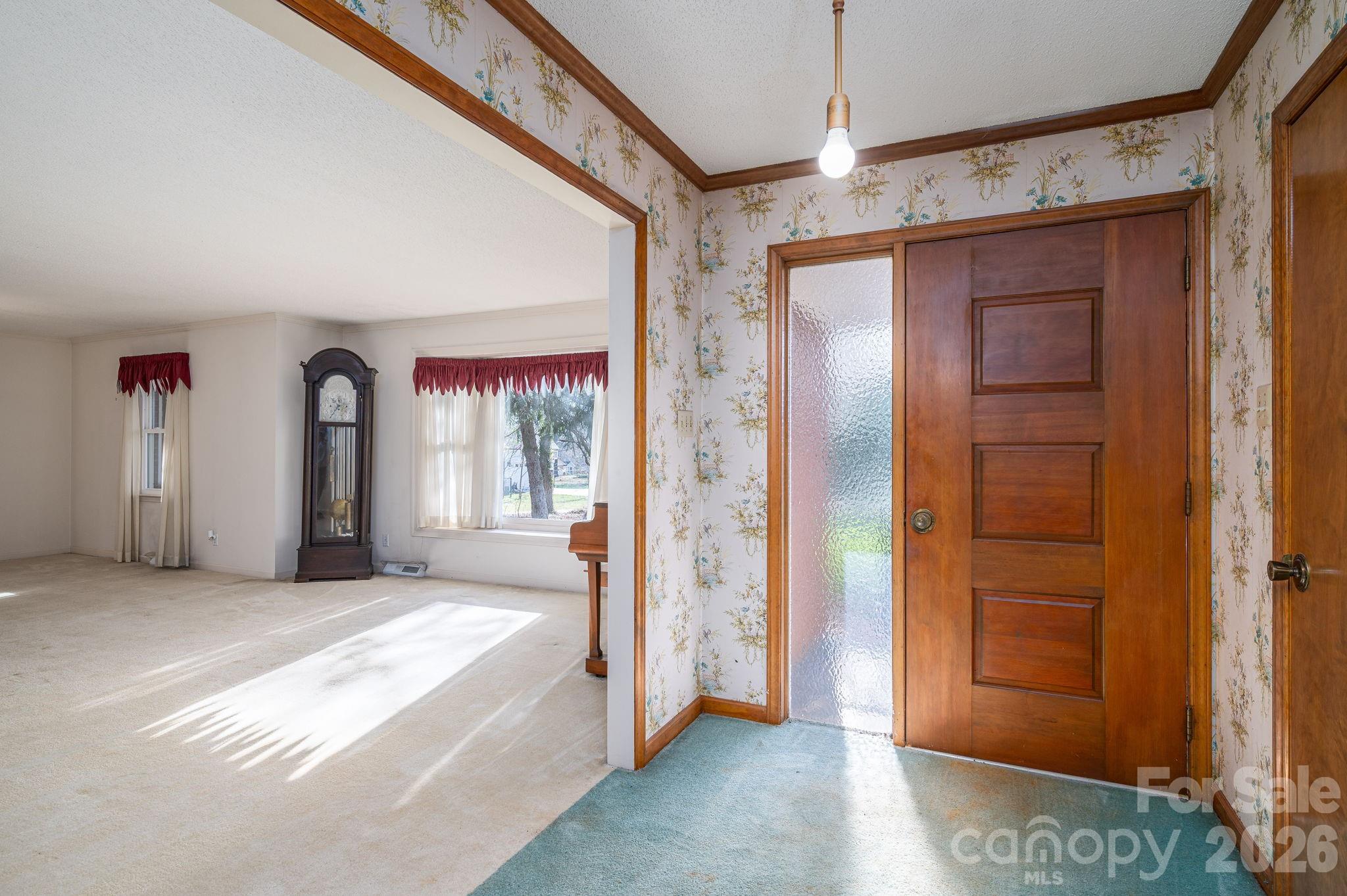 221 Lee Black Road Property Photo 9