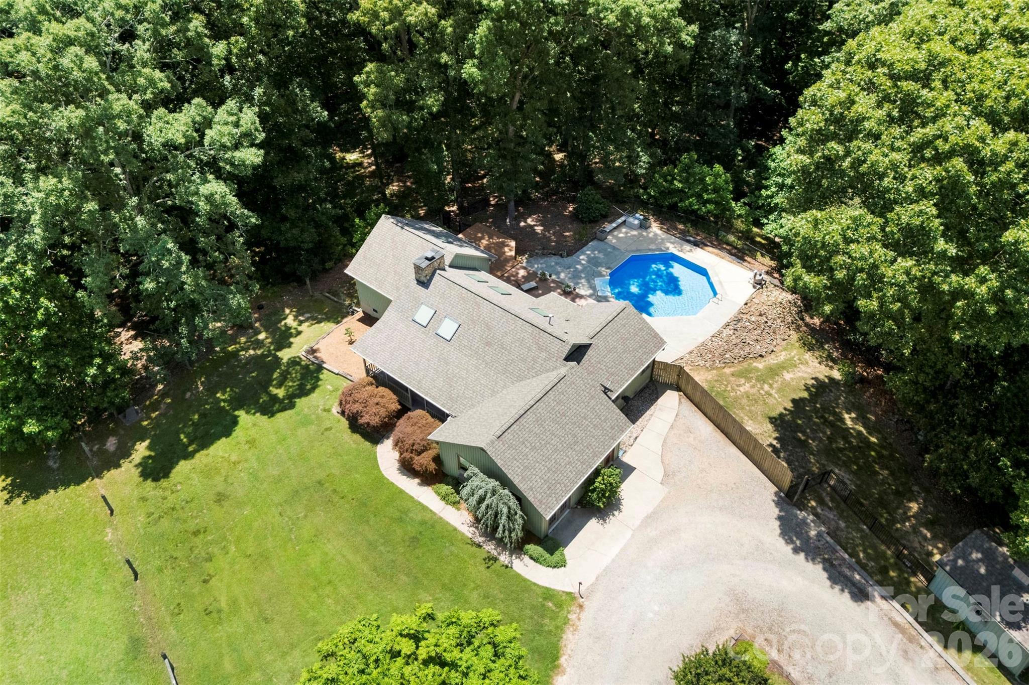 4242 John Ritchie Road Property Photo 4