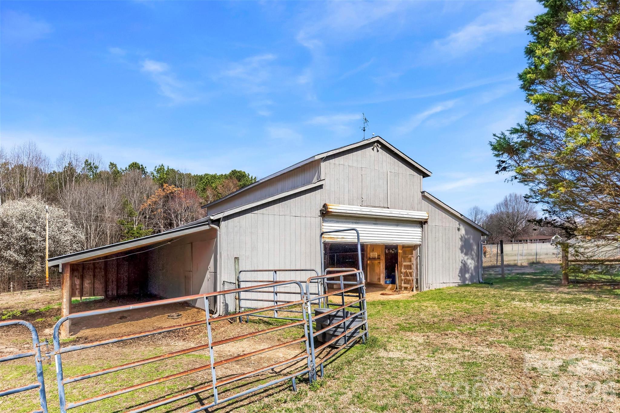 4242 John Ritchie Road Property Photo 28