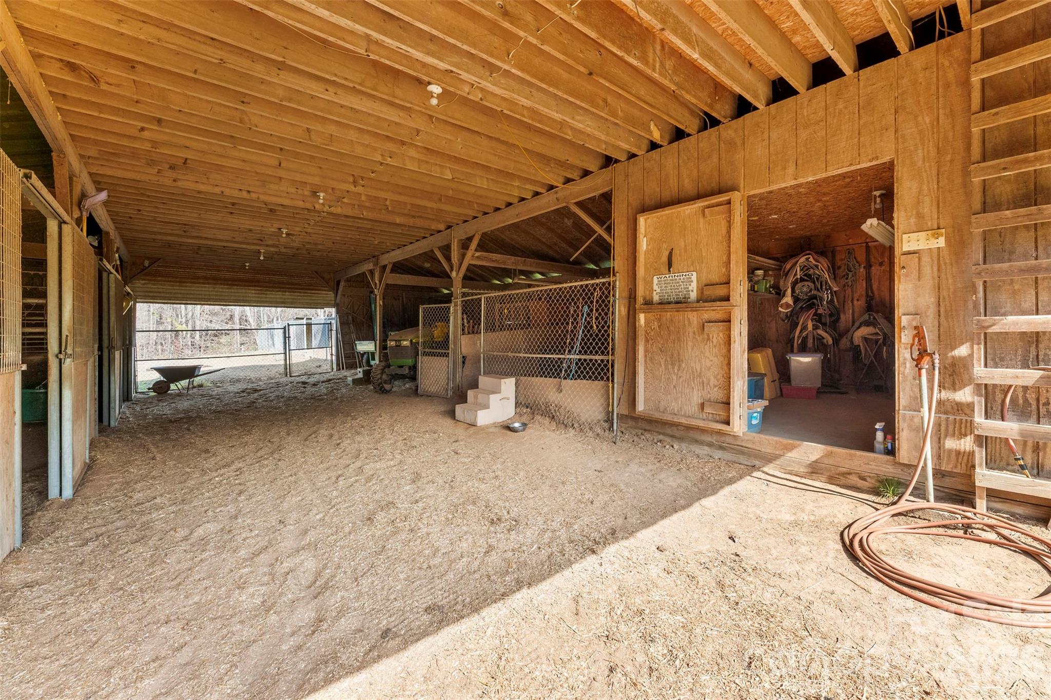 4242 John Ritchie Road Property Photo 29