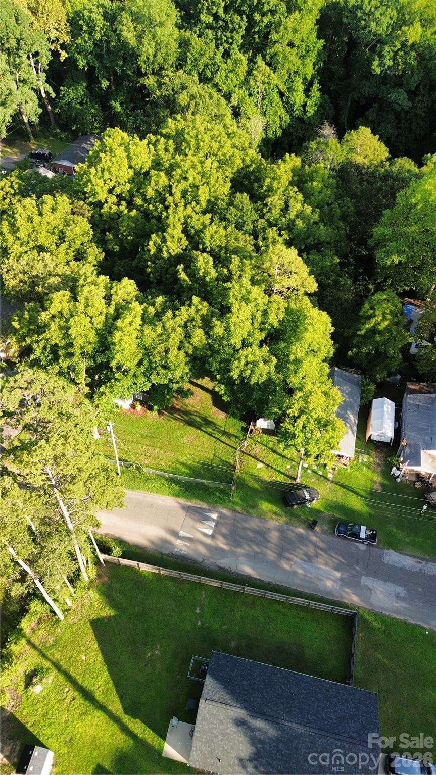 2405 Mary Avenue Property Photo 6