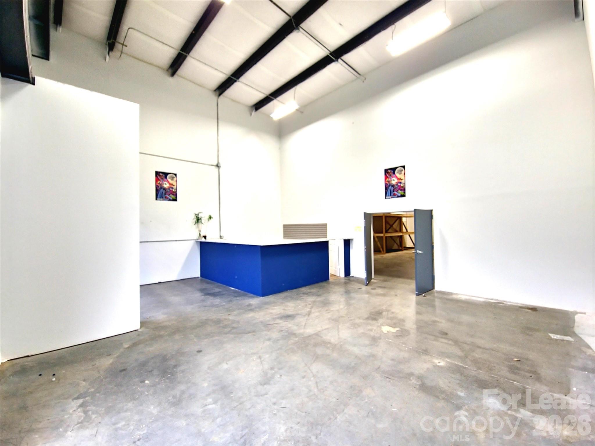 1010 Van Buren Avenue Property Photo 2