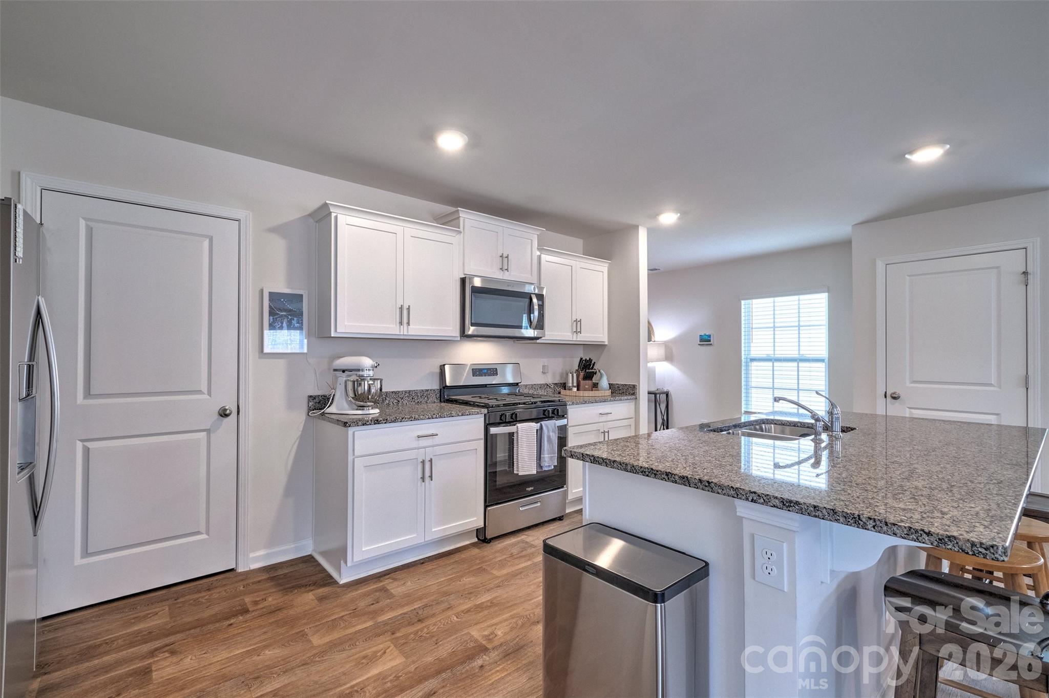 2158 Redstone Drive Property Photo 8