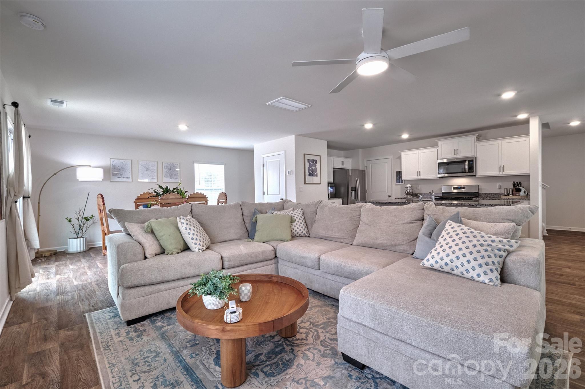 2158 Redstone Drive Property Photo 15