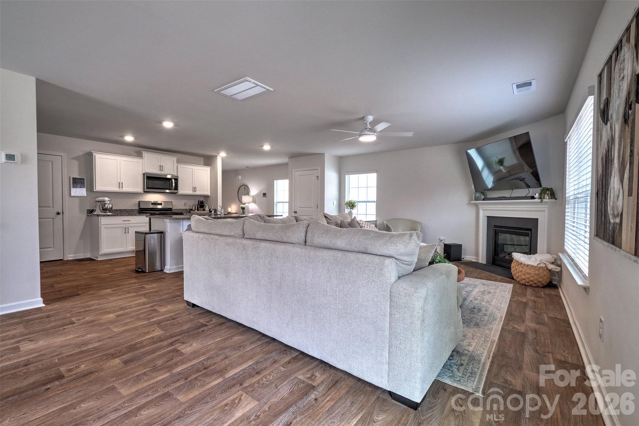 2158 Redstone Drive Property Photo 16
