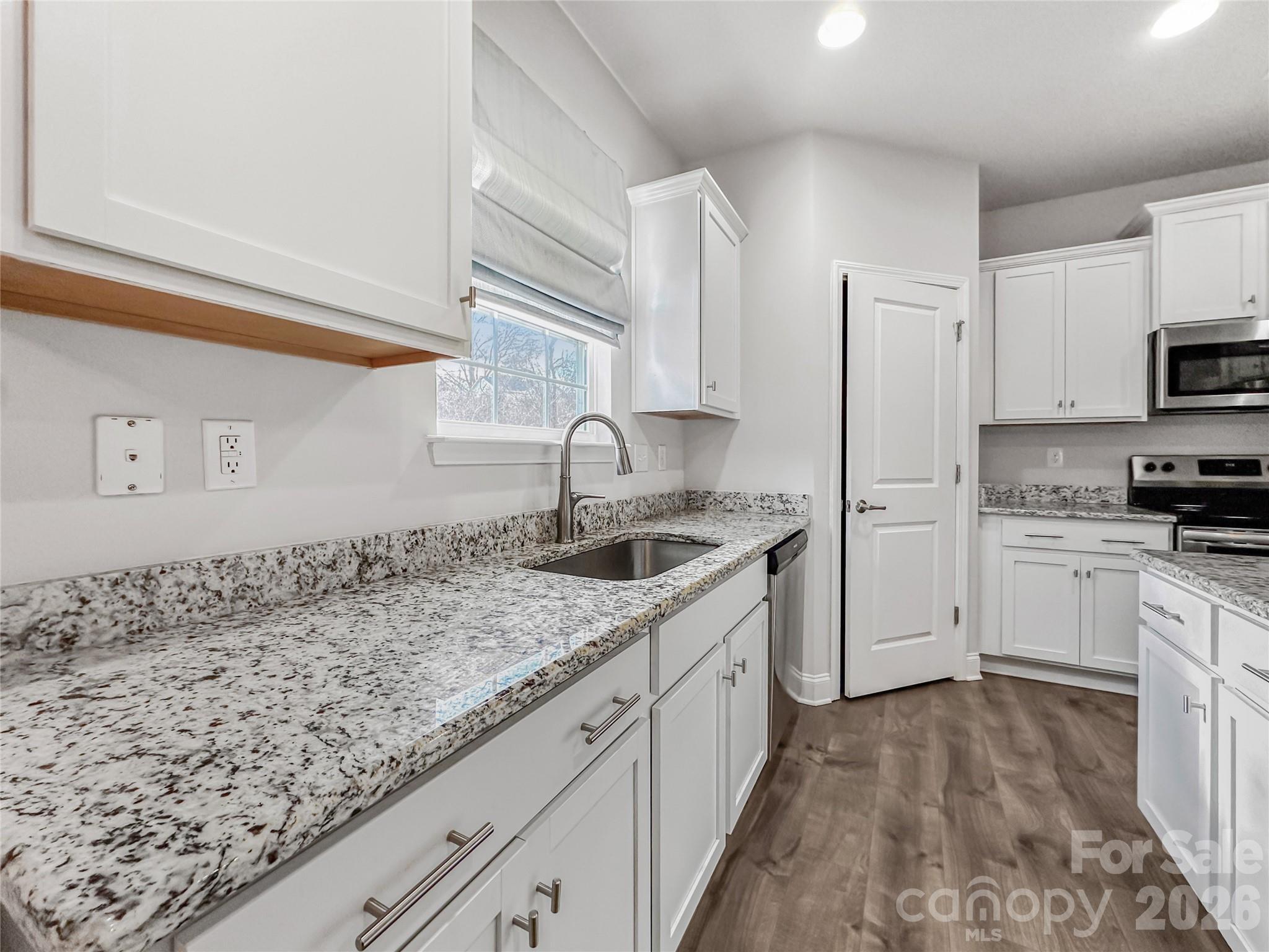 211 Macon Drive Property Photo 17