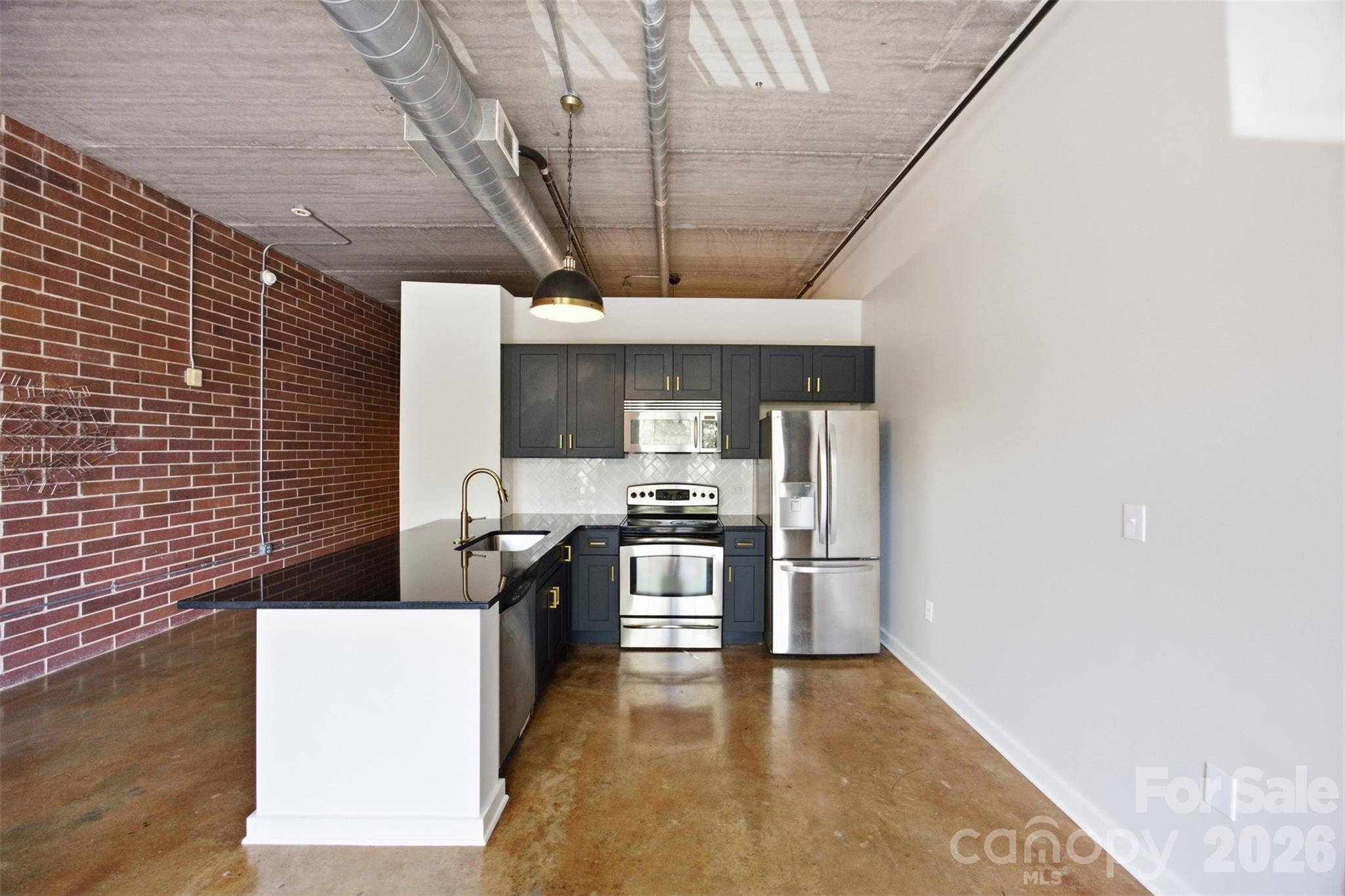 626 N Graham Street 205 Property Photo 7