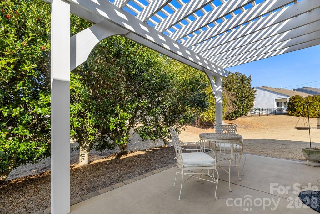 17412 Hawks View Drive Property Photo 20