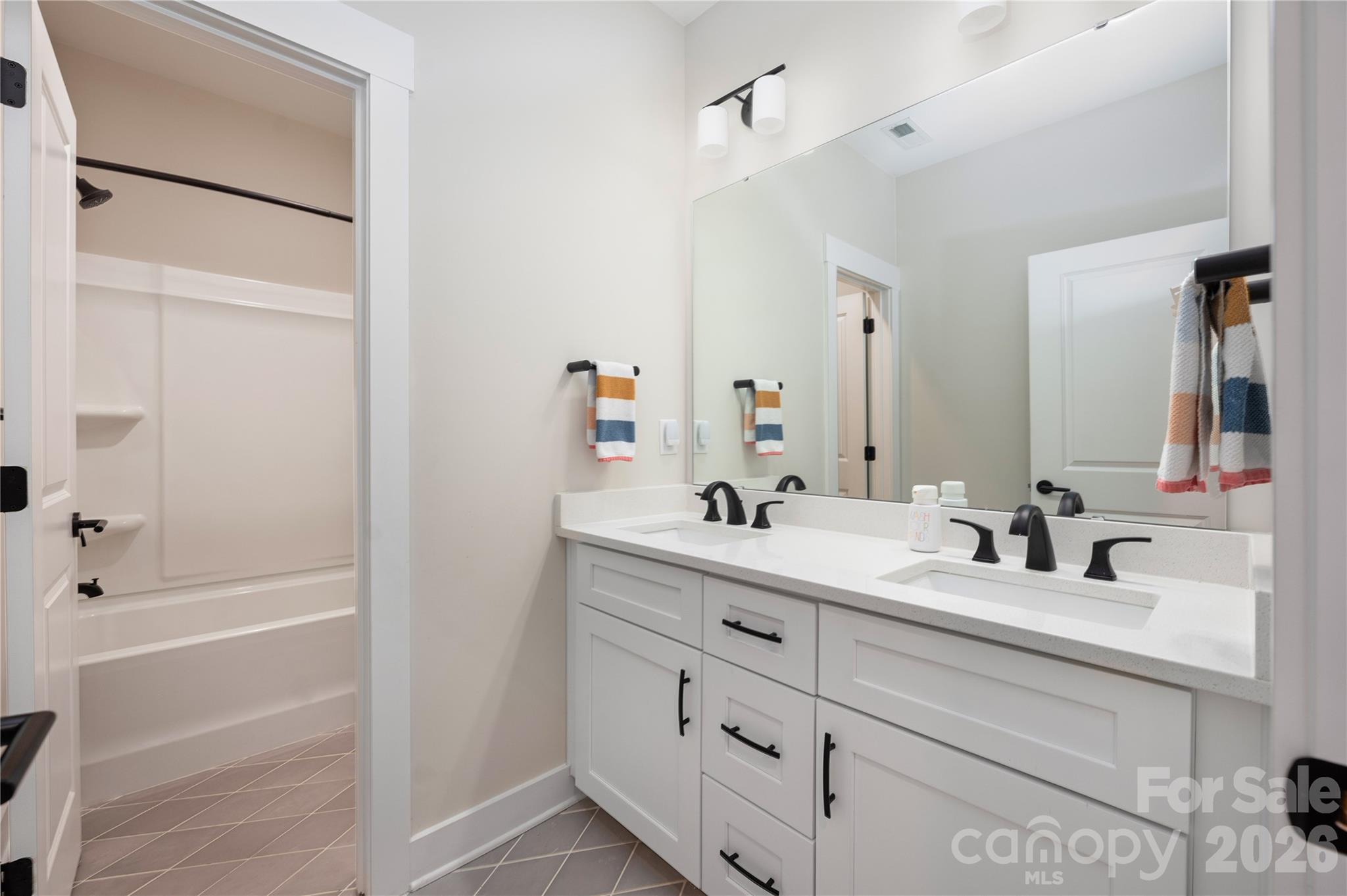 1027 Masefield Avenue Property Photo 32