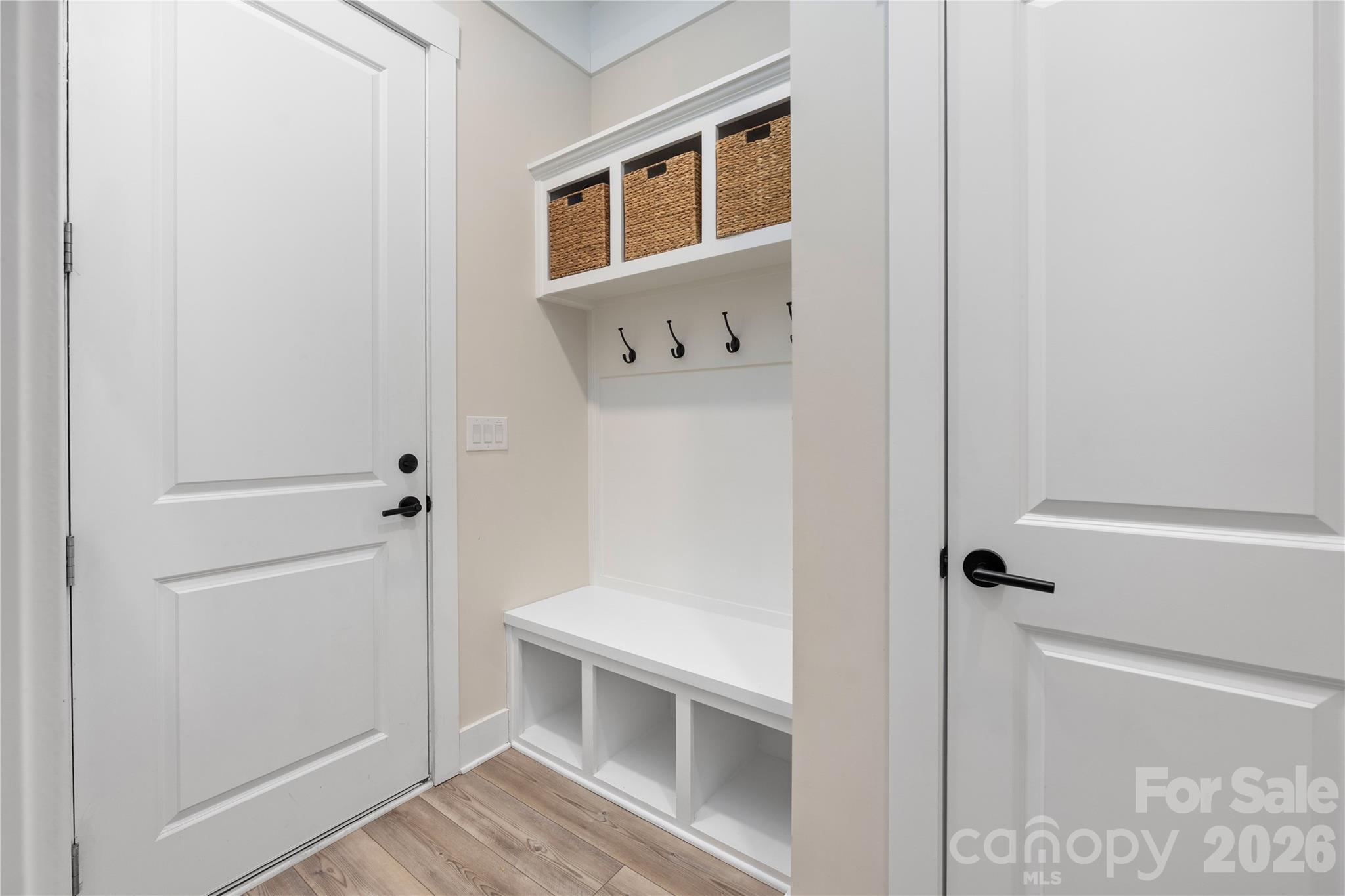 1027 Masefield Avenue Property Photo 34