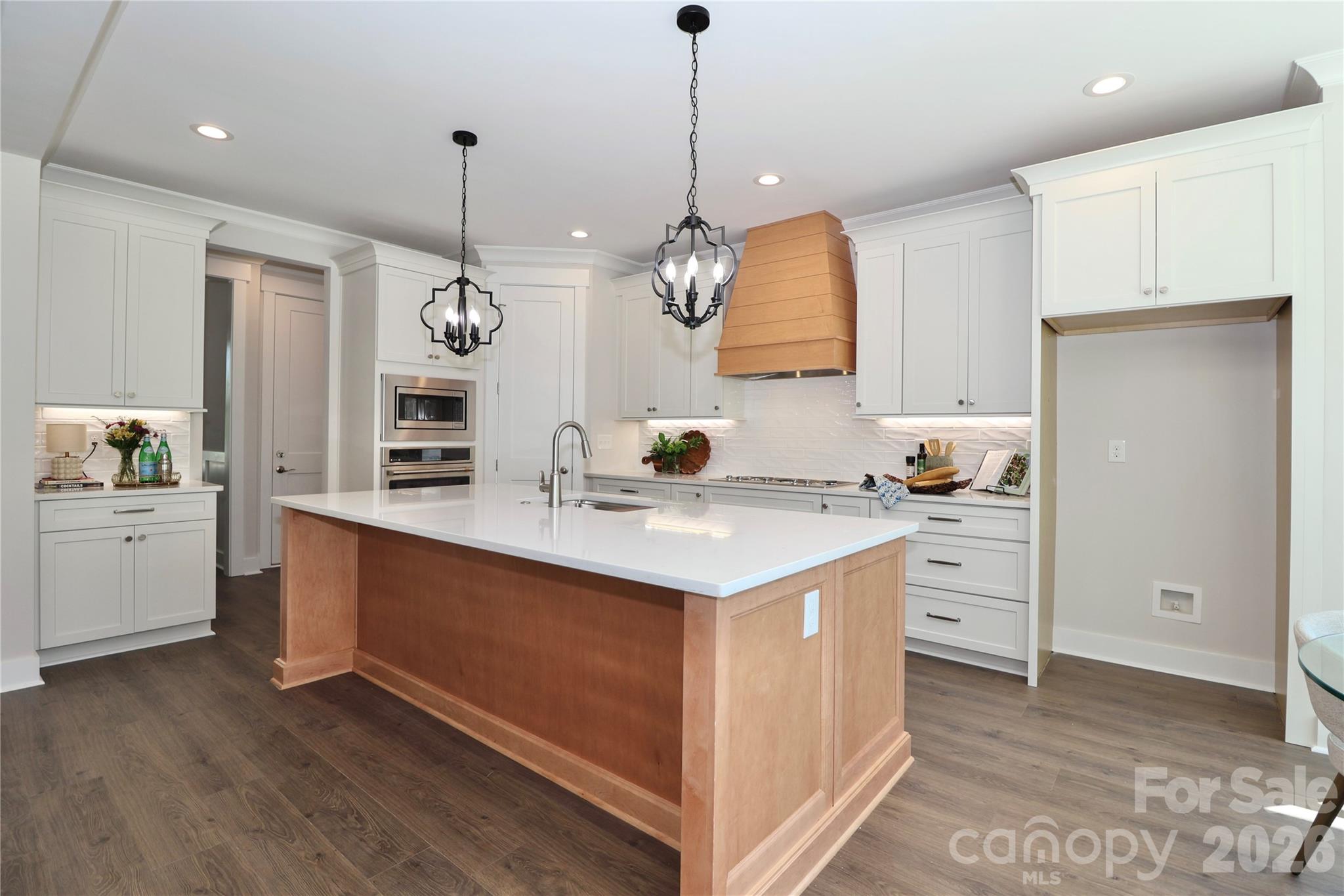 4265 Candlewood Drive Property Photo 1