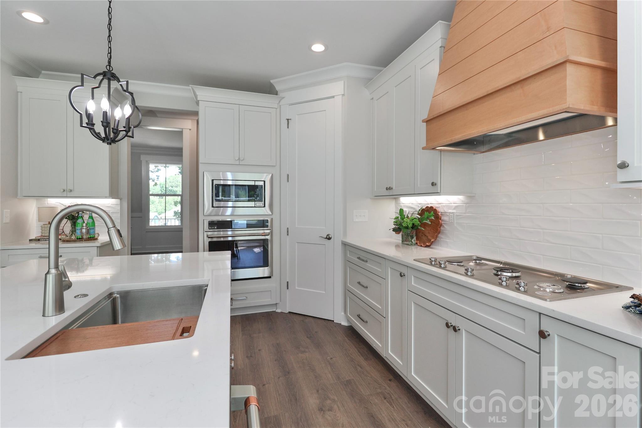 4265 Candlewood Drive Property Photo 13