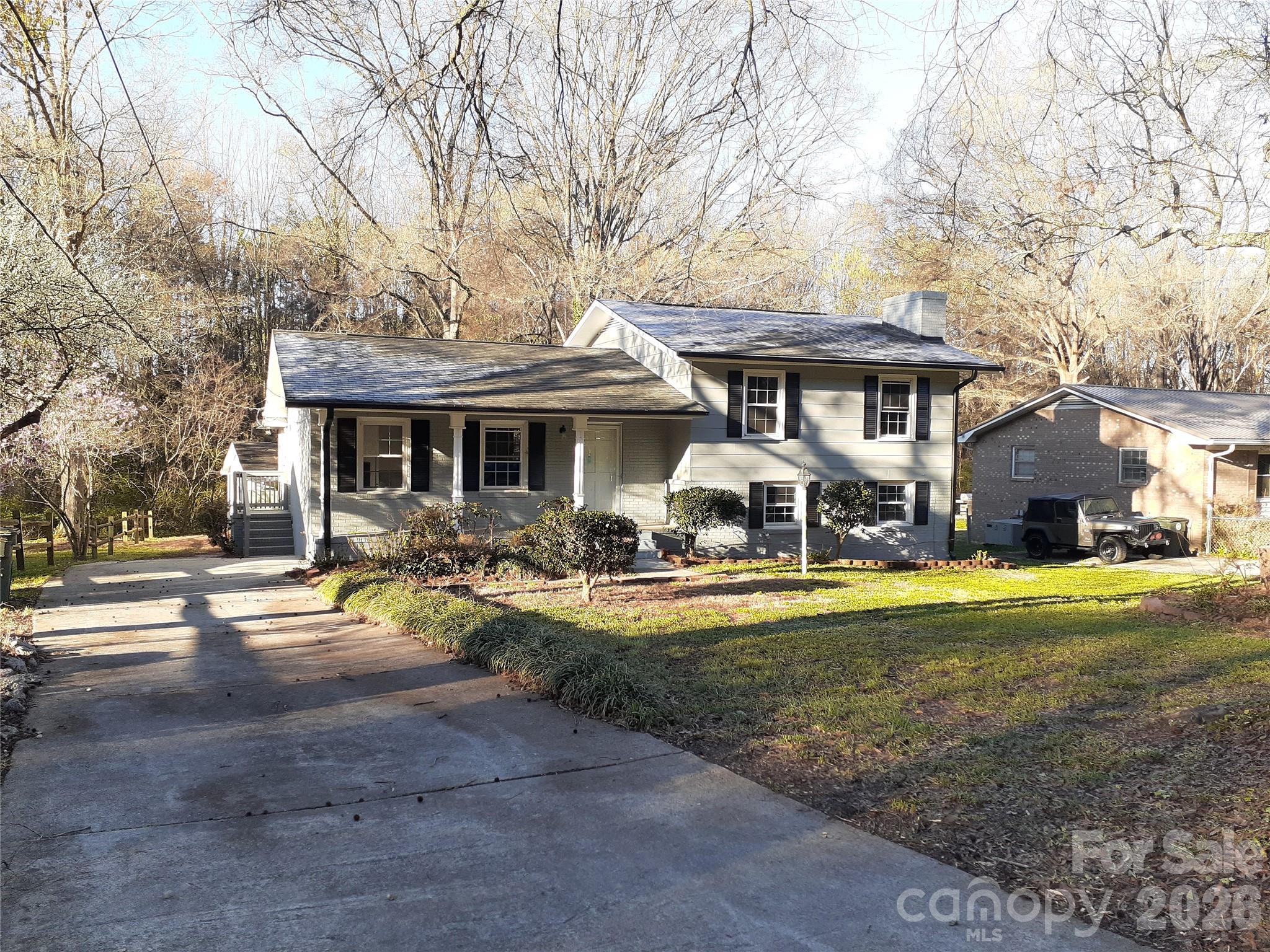 1638 W Colonial Drive 133 Property Photo 2