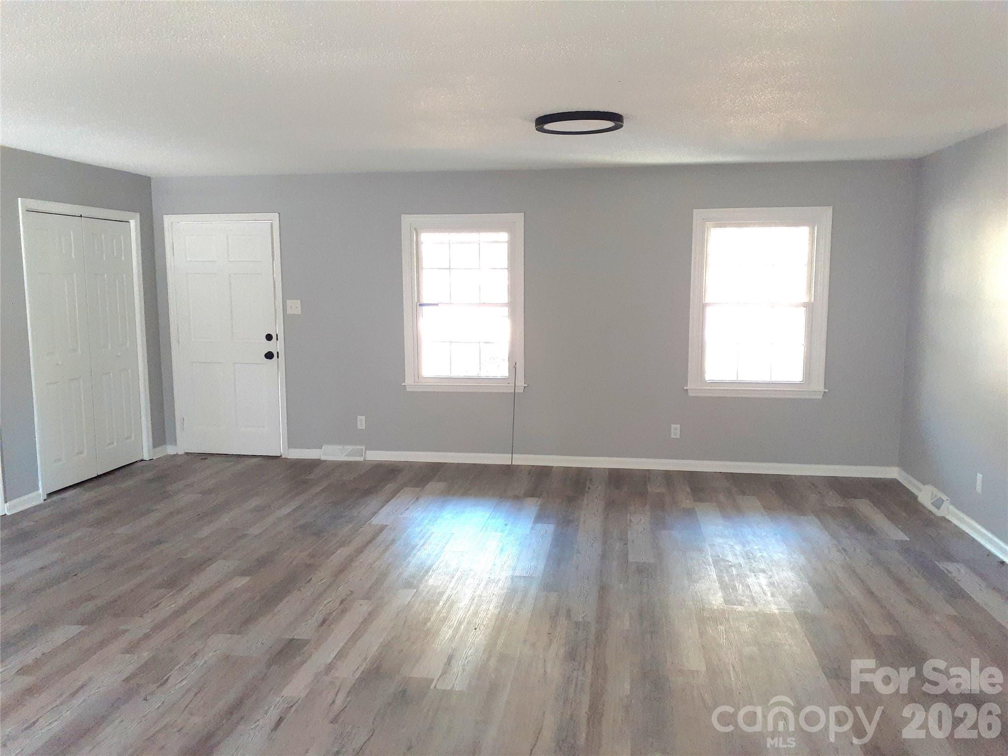 1638 W Colonial Drive 133 Property Photo 4