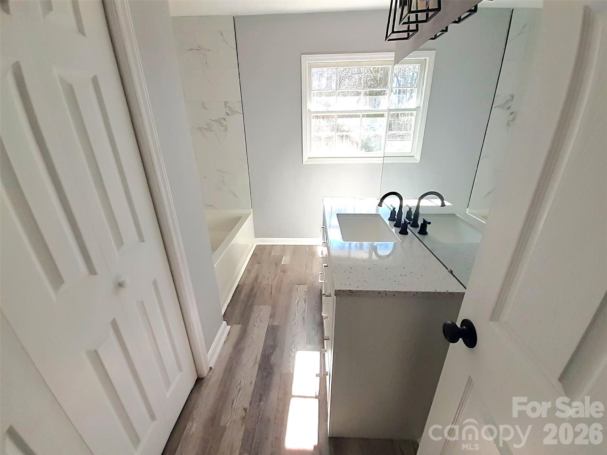 1638 W Colonial Drive 133 Property Photo 11