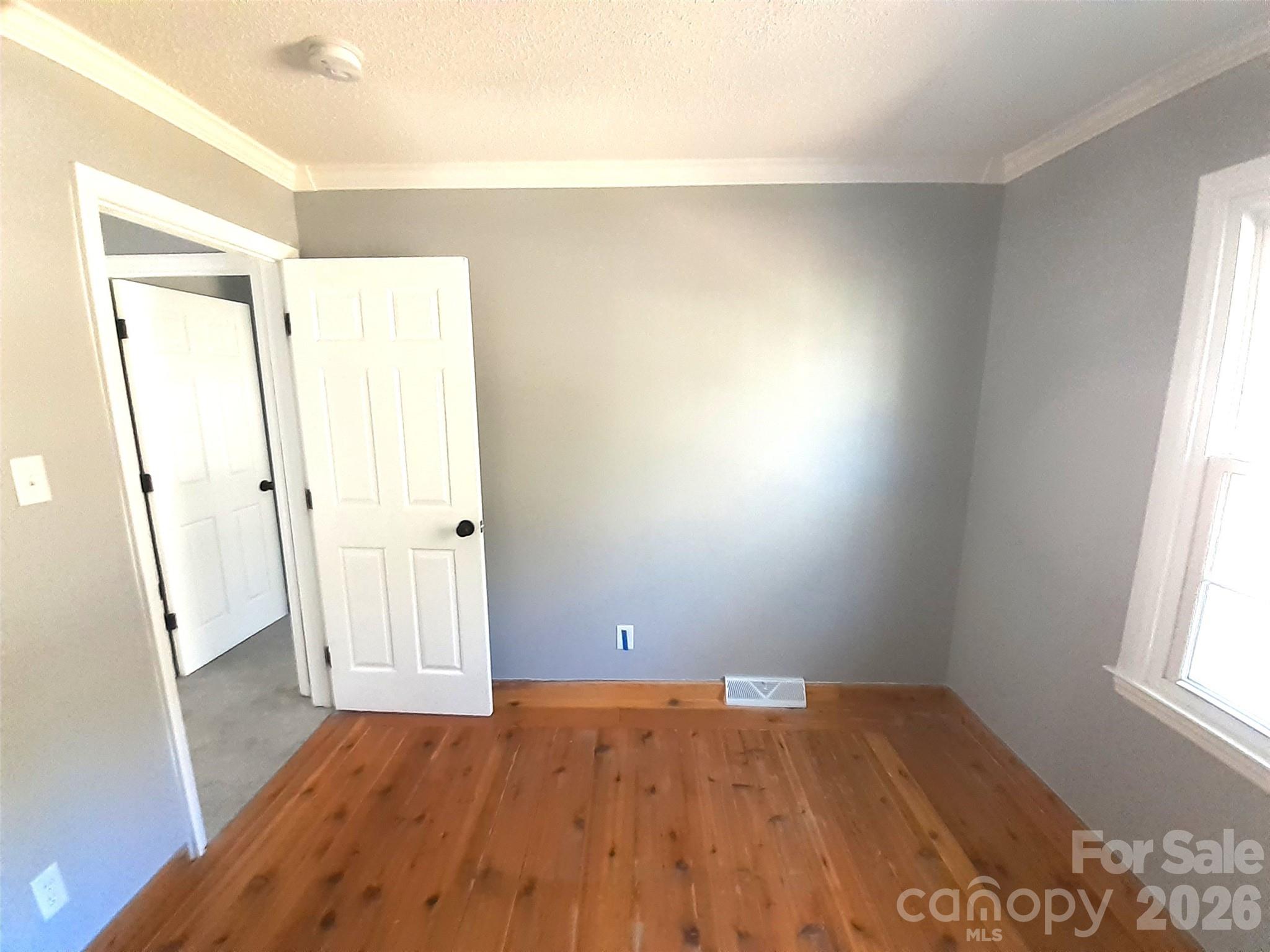 1638 W Colonial Drive 133 Property Photo 17
