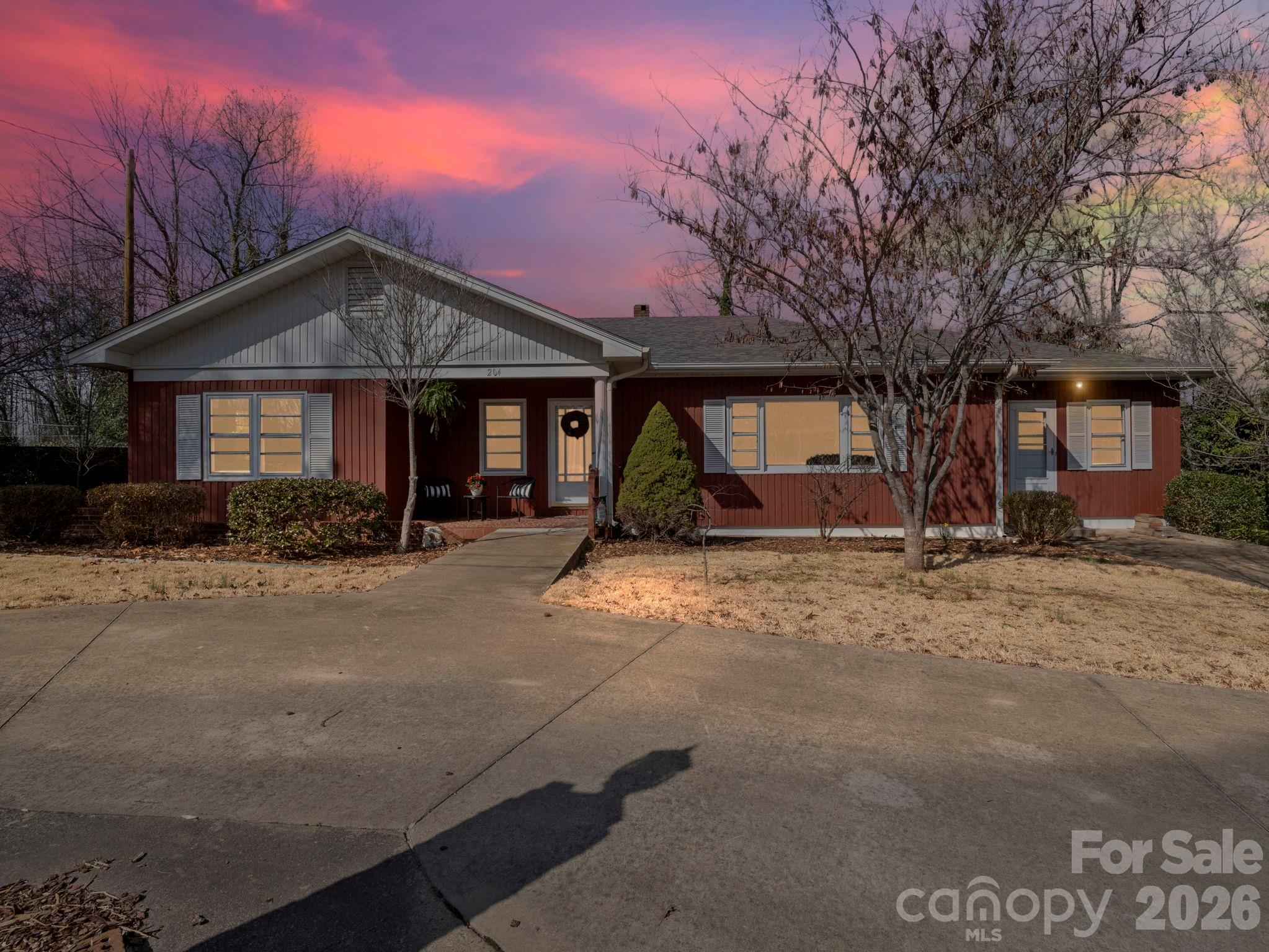 204 Fernwood Drive Property Photo 34