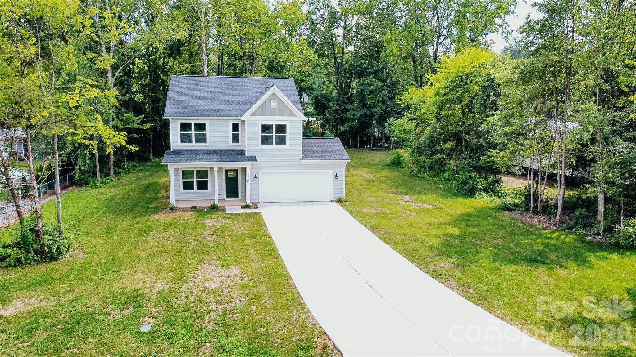 304 Woodside Drive Property Photo 1