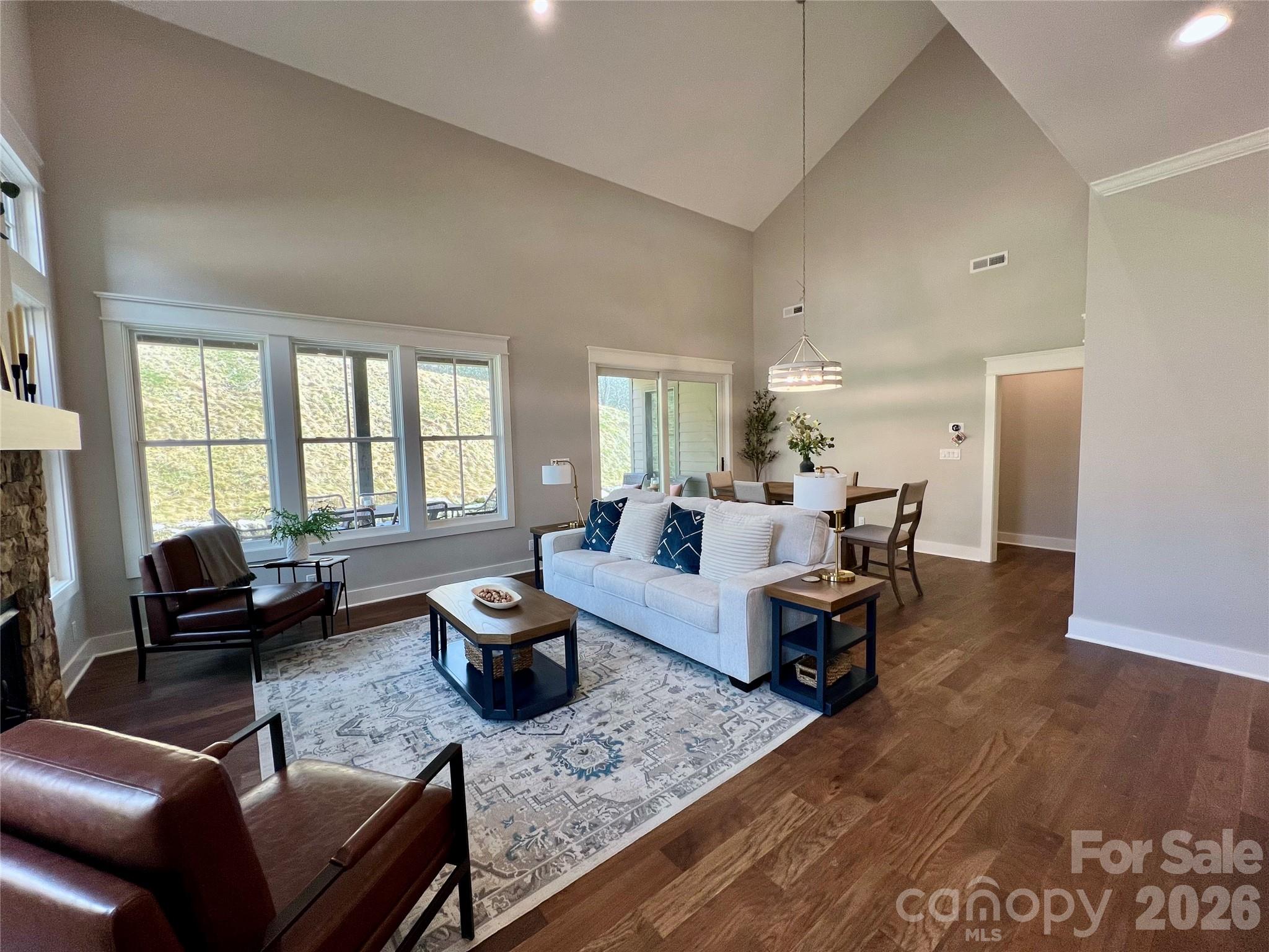 105 Chimney Chase Trail Property Photo 3