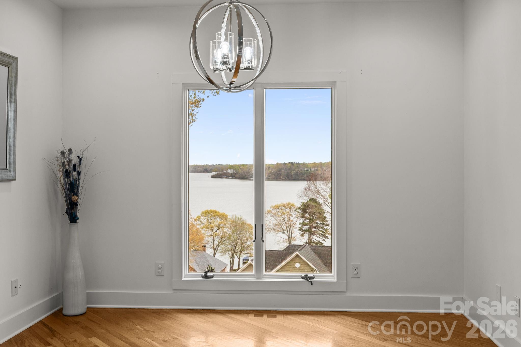 184 High Lake Drive 43 Property Photo 12