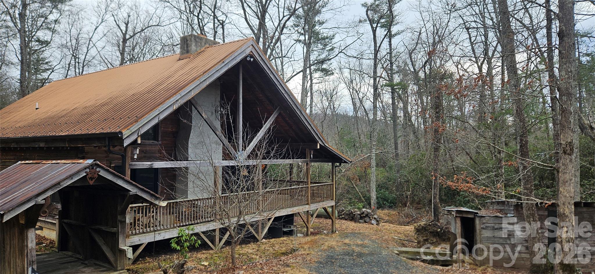 1694 Humpback Mountain Road Property Photo 1