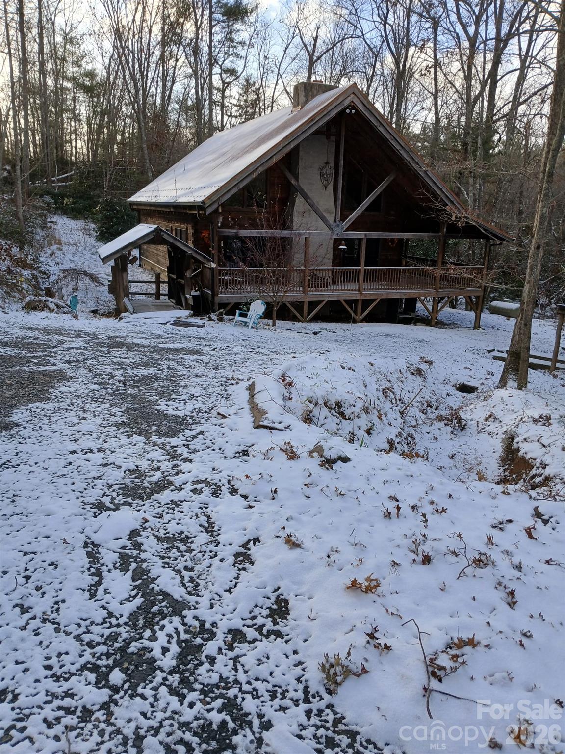 1694 Humpback Mountain Road Property Photo 4