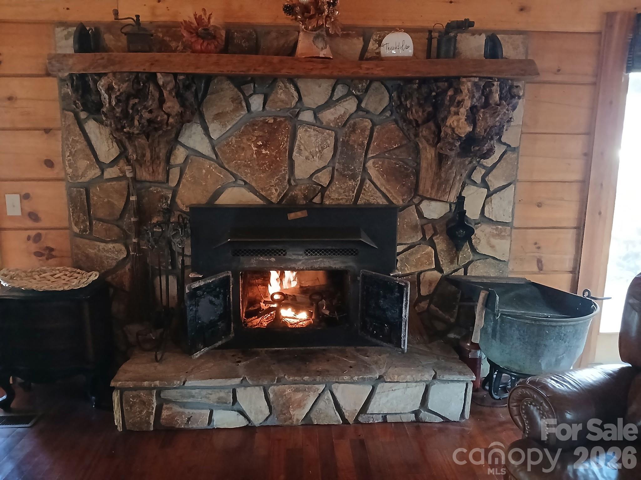 1694 Humpback Mountain Road Property Photo 14