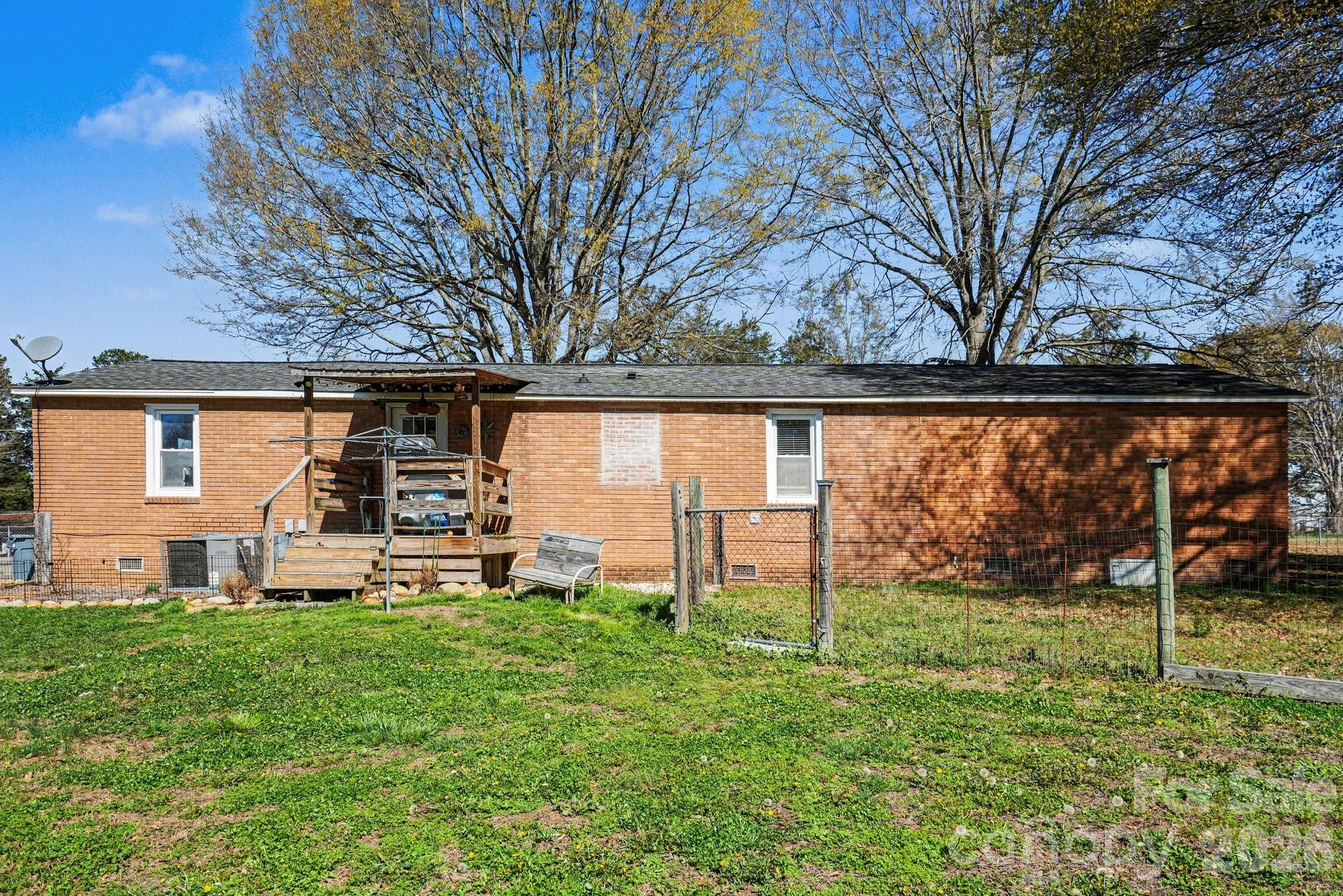 139 Blackburn Drive Property Photo 27