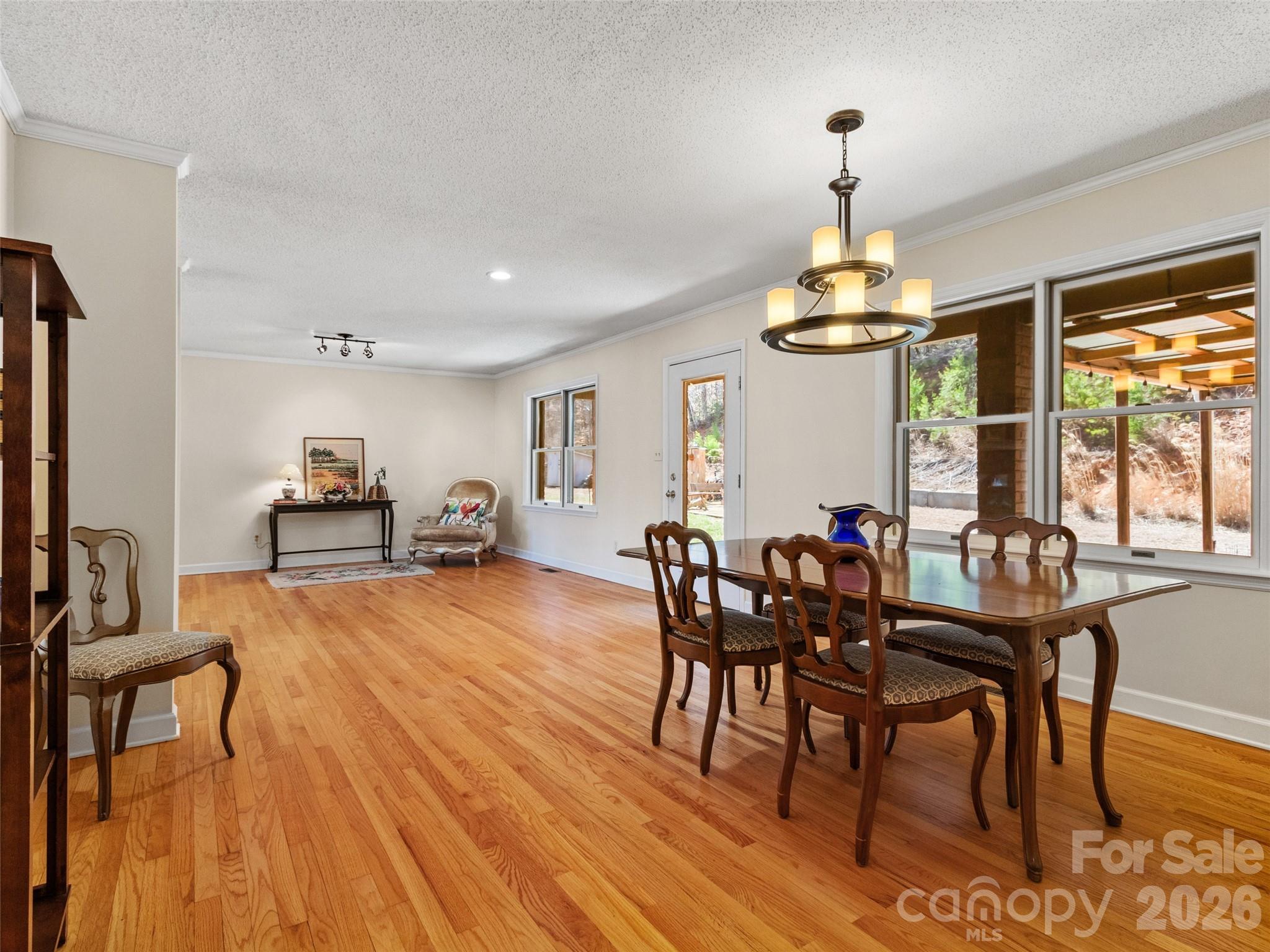 126 Hillcrest Drive Property Photo 11