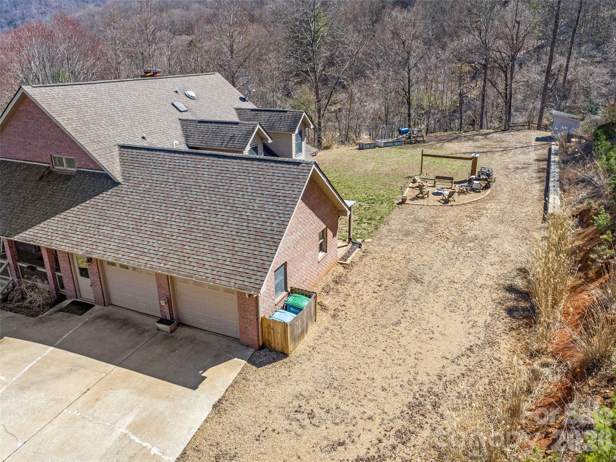 126 Hillcrest Drive Property Photo 37