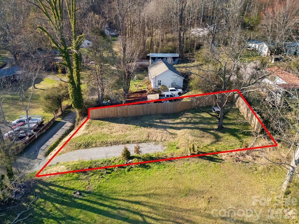 000 Reservoir Road Property Photo 4
