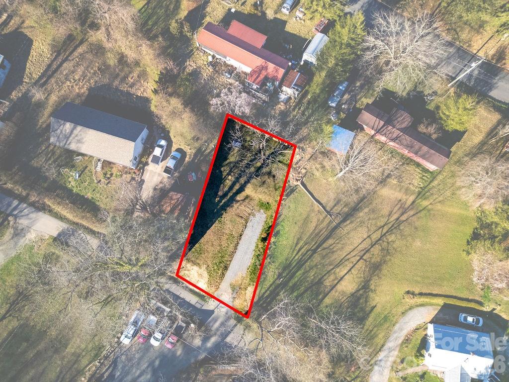 000 Reservoir Road Property Photo 8