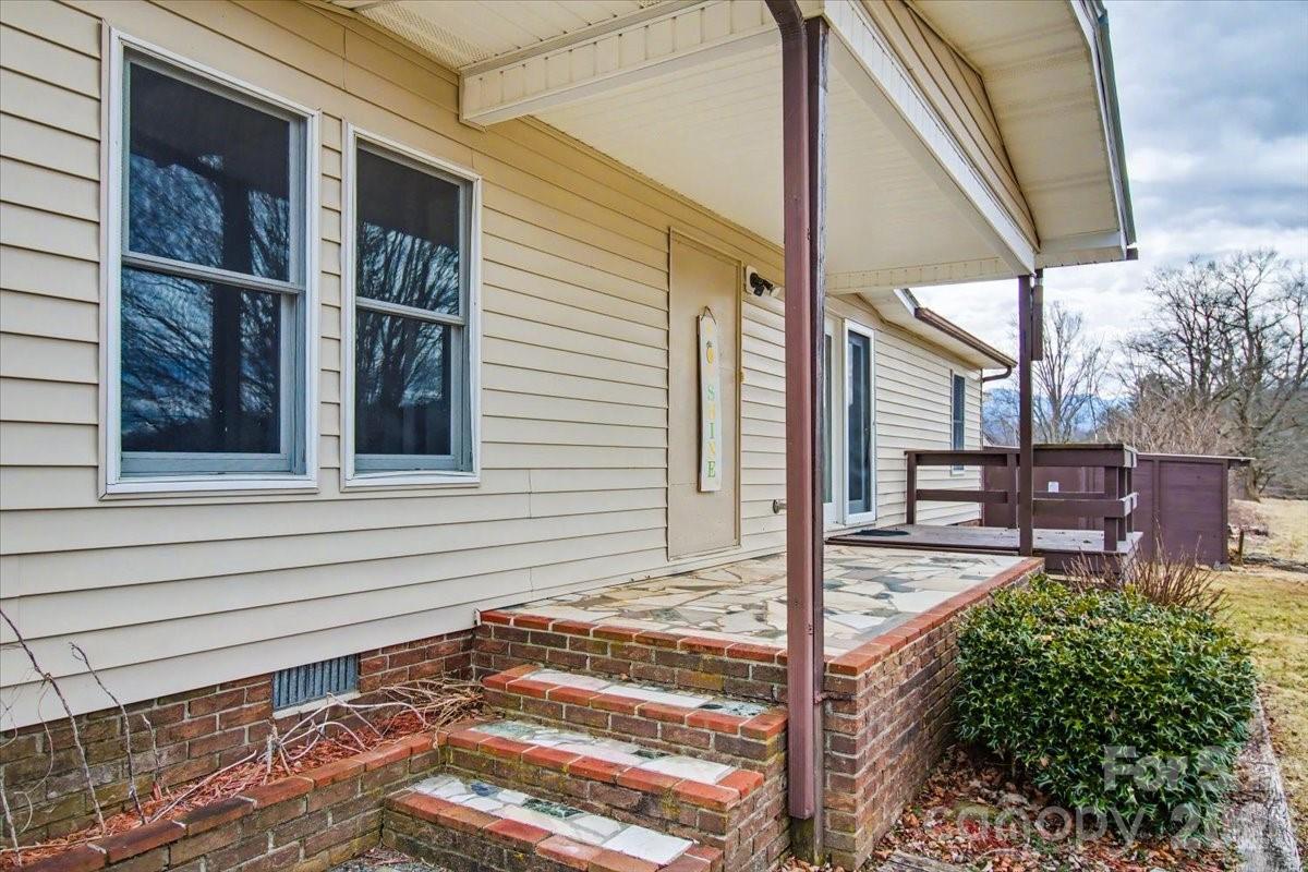 170 Styles Road Property Photo 1