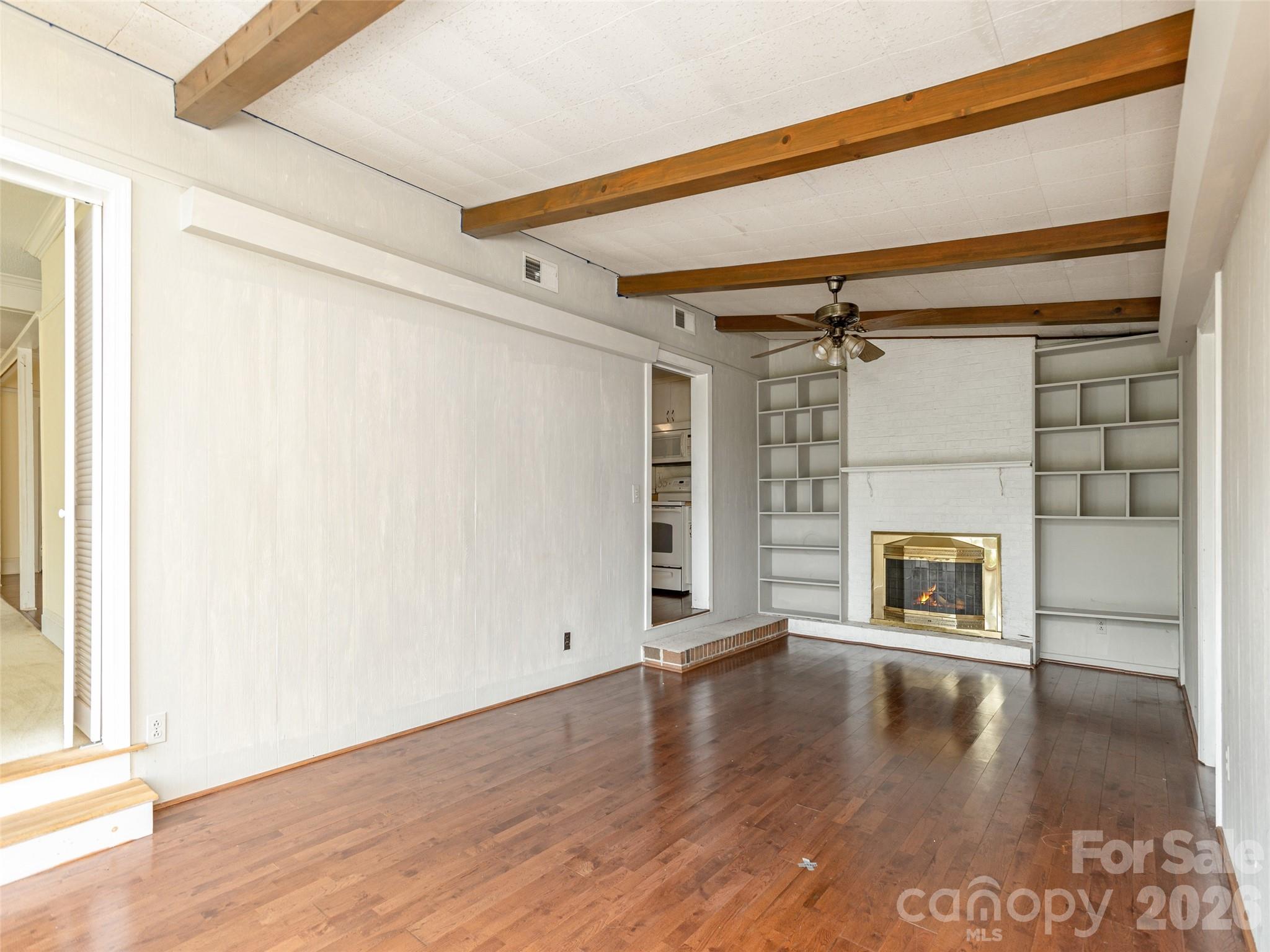 34 Lockhart Road Property Photo 18