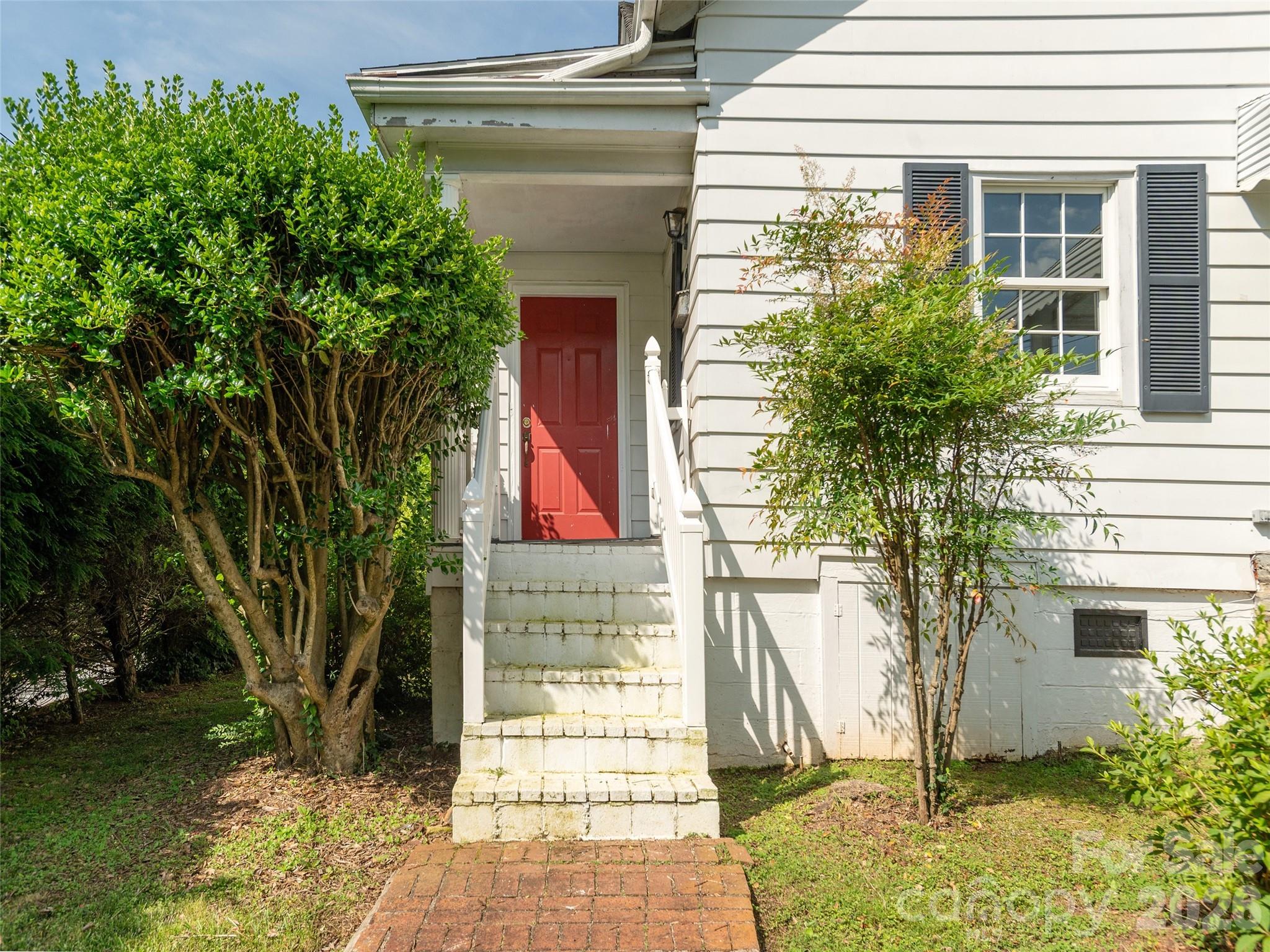 34 Lockhart Road Property Photo 41