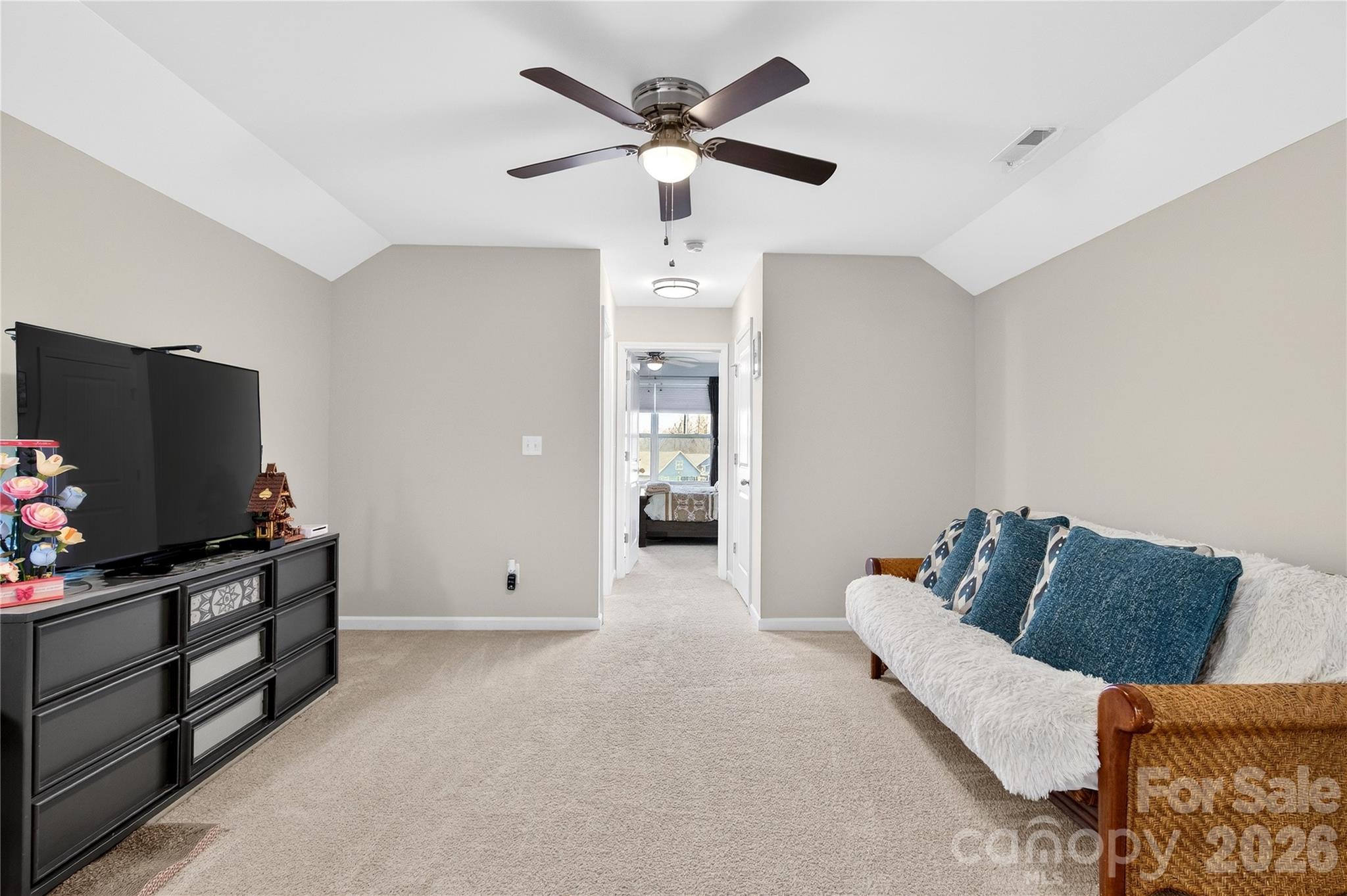 129 Rosebay Drive Property Photo 20