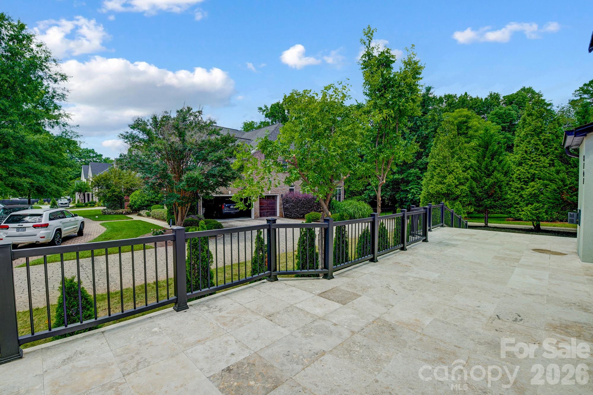 8707 Fairview Road Property Photo 24