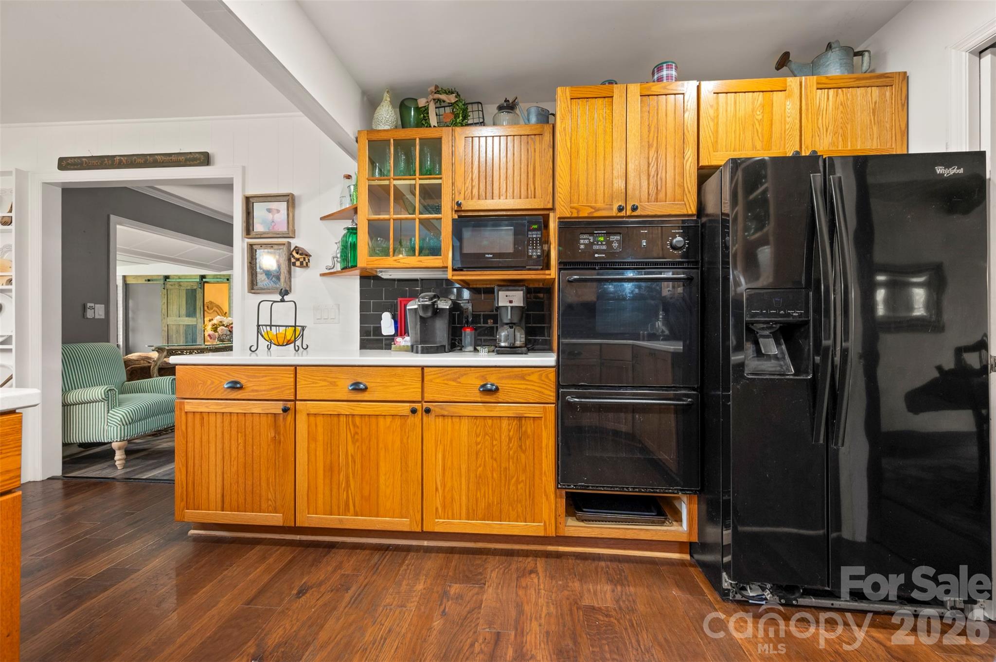 64 Persimmon Hill Drive Property Photo 15