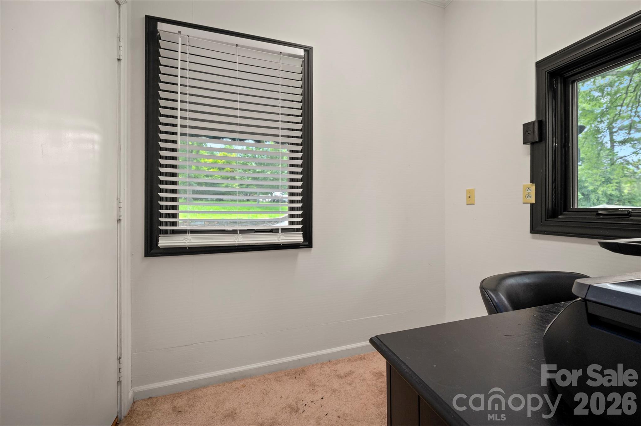 64 Persimmon Hill Drive Property Photo 32