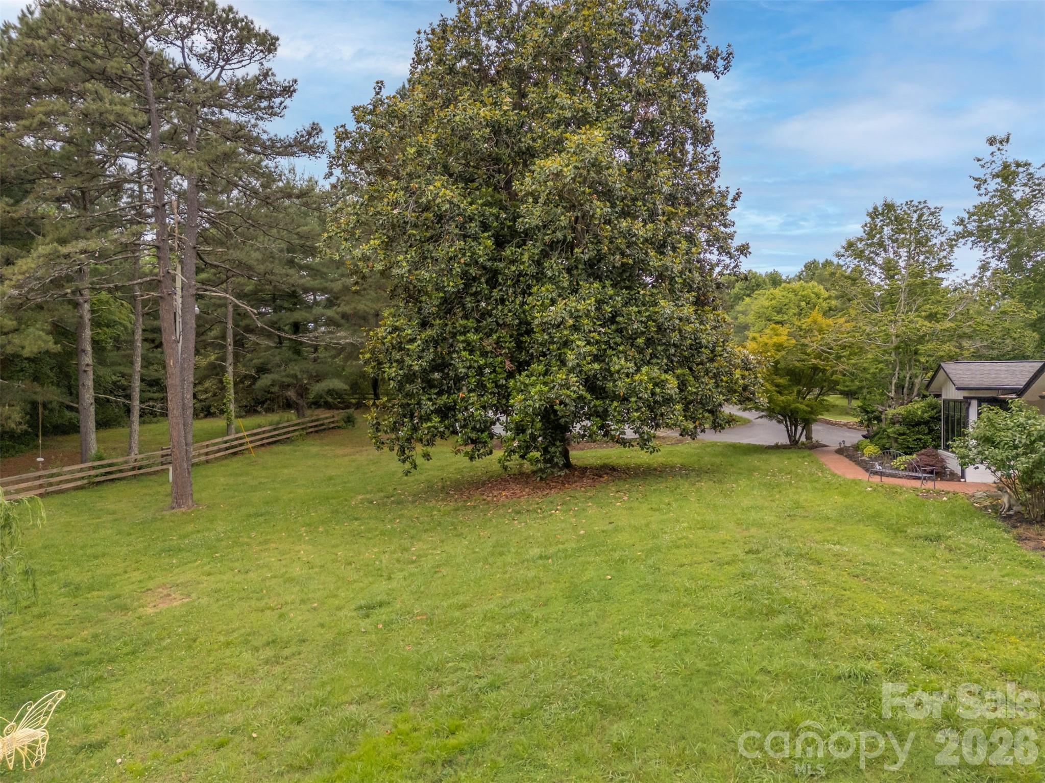 64 Persimmon Hill Drive Property Photo 43