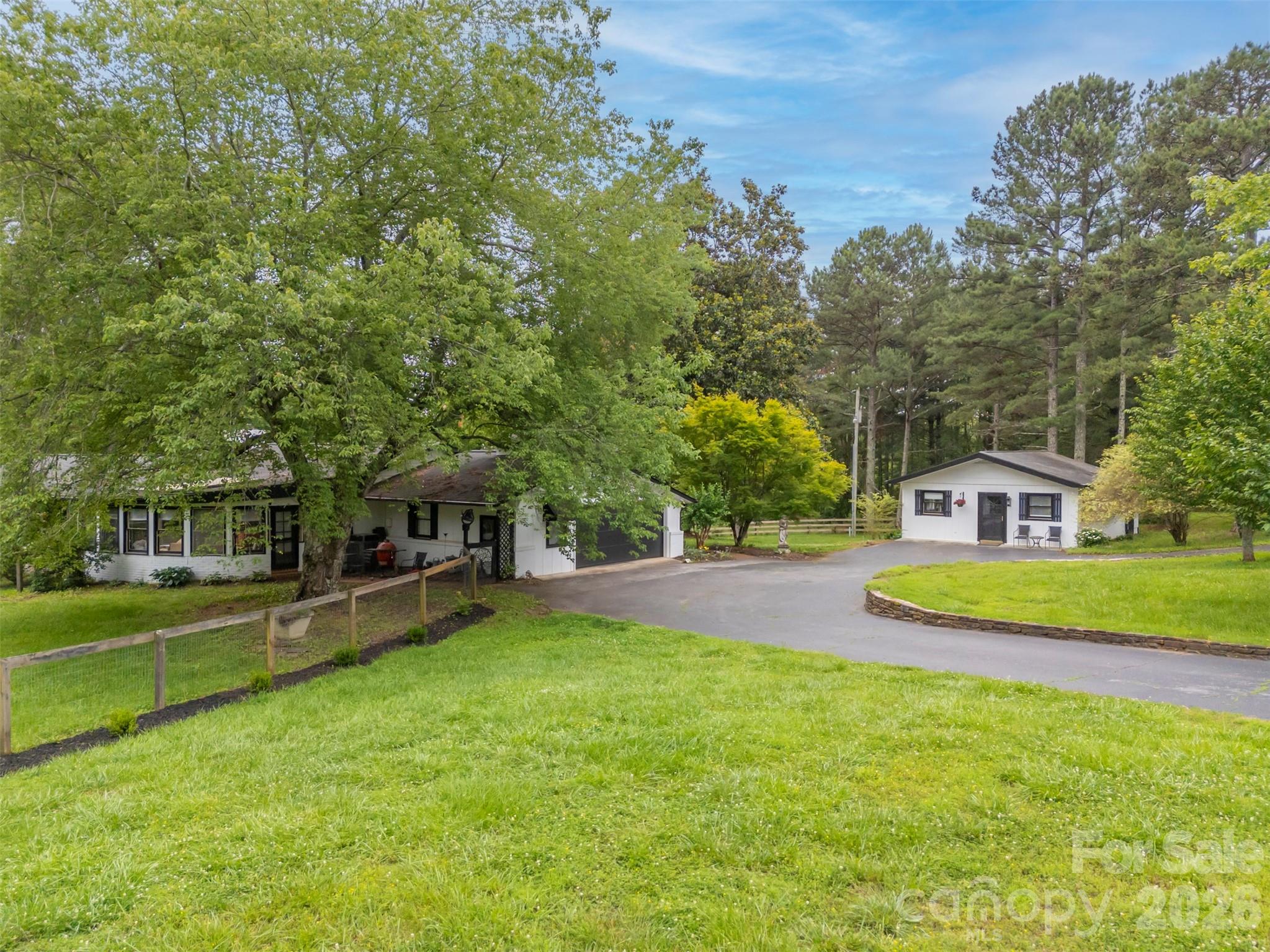64 Persimmon Hill Drive Property Photo 44