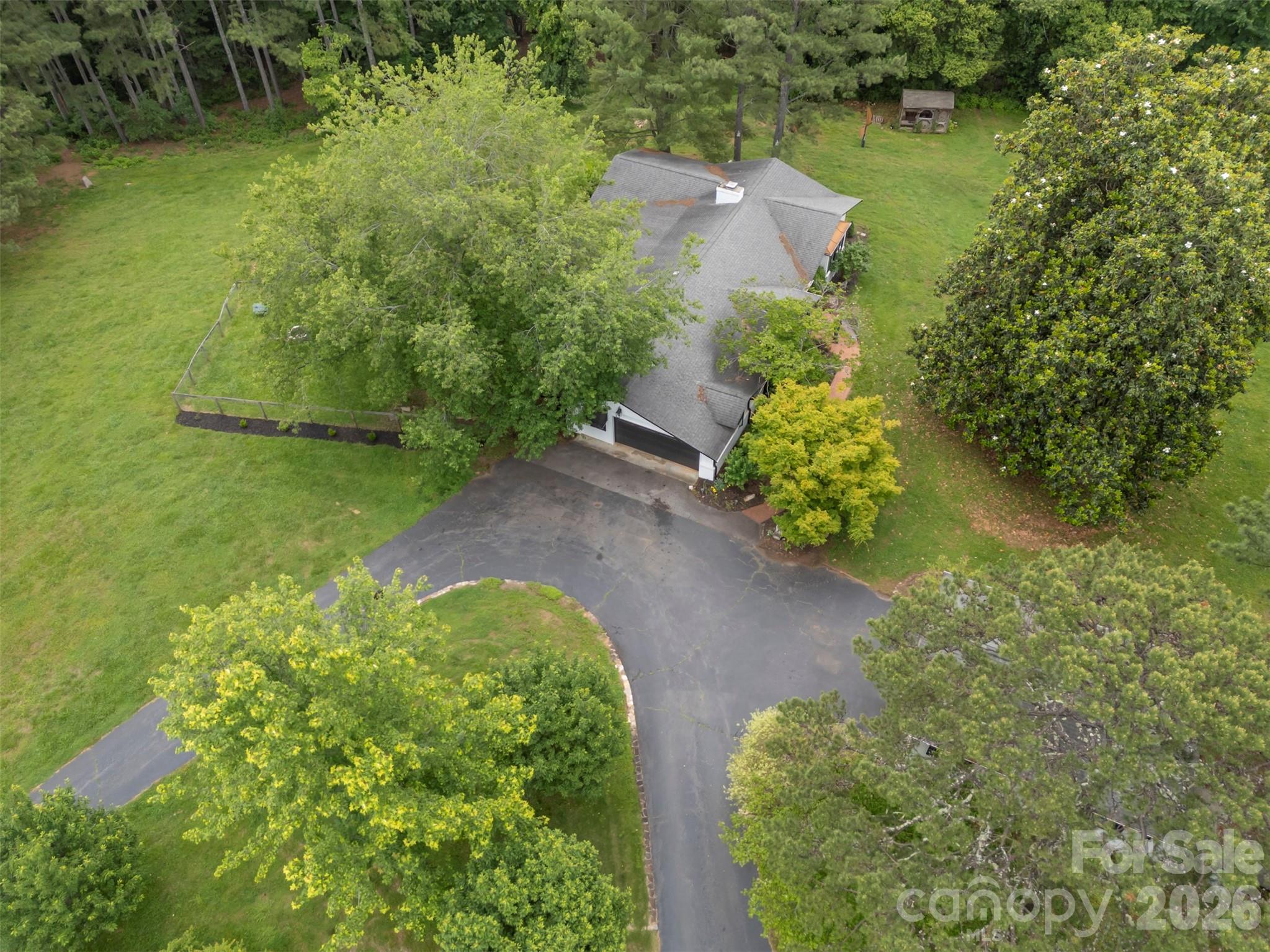64 Persimmon Hill Drive Property Photo 45