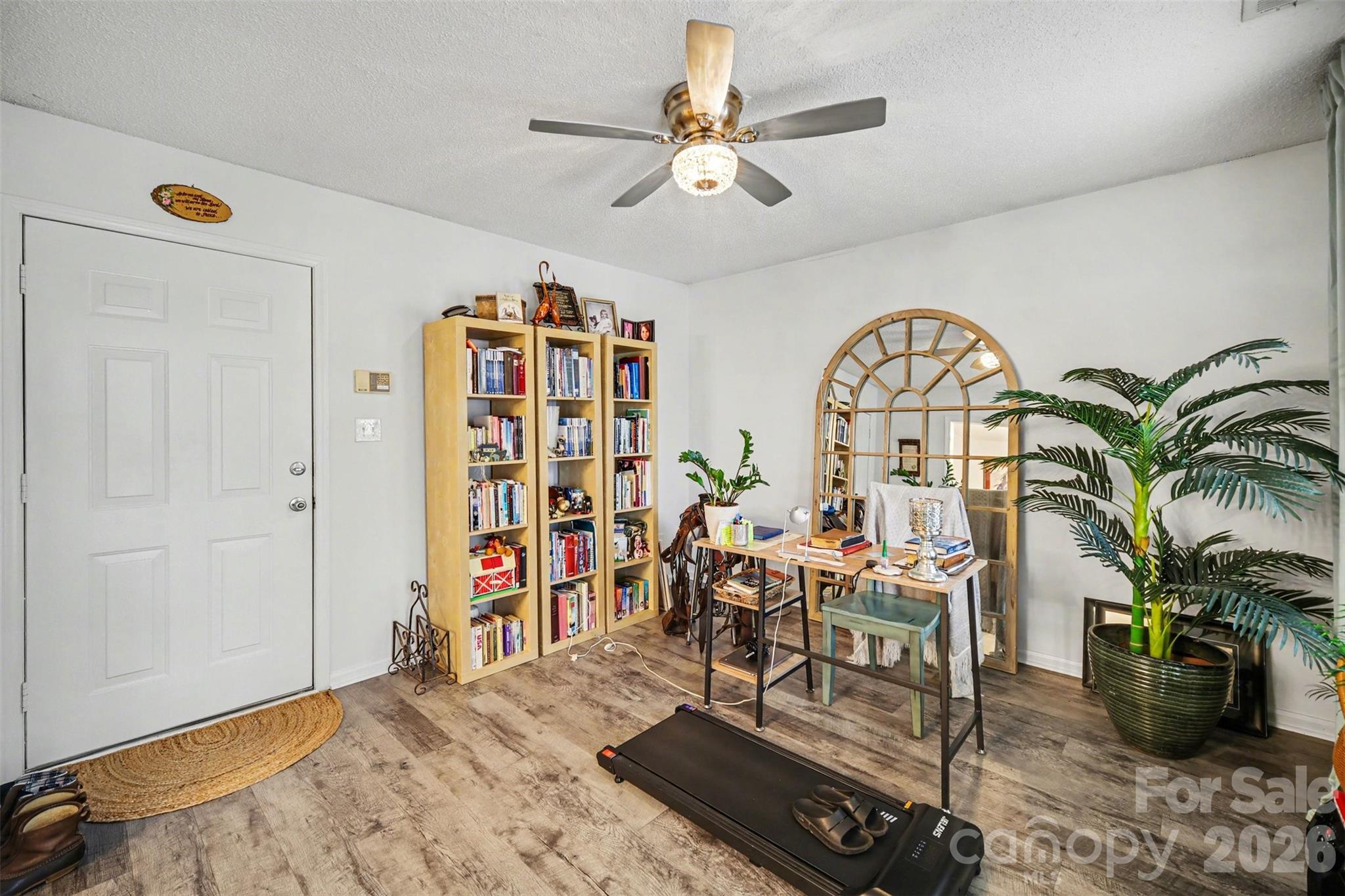 401 Holman Drive 4 Property Photo 8