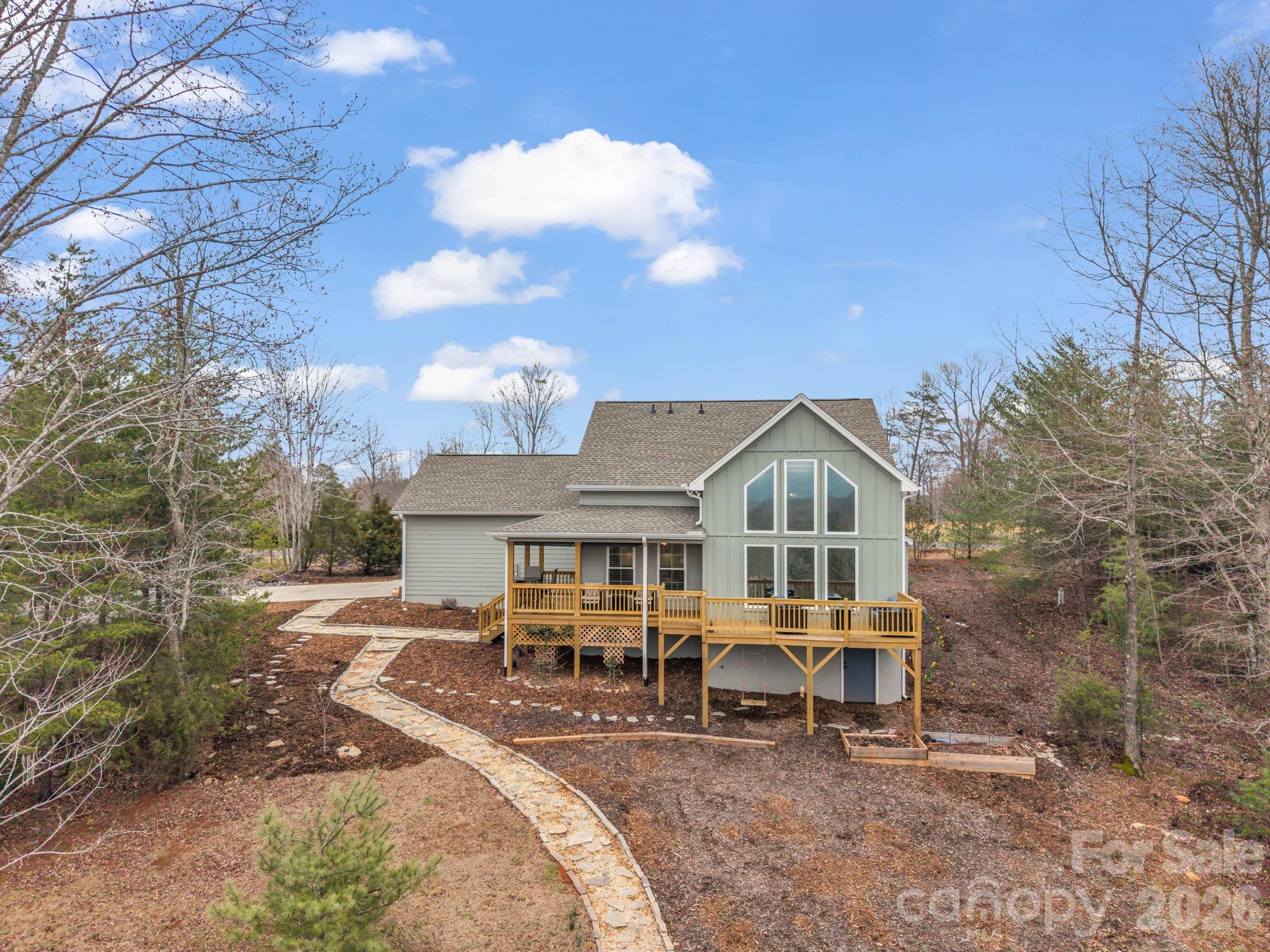 631 Mountain Parkway Property Photo 6