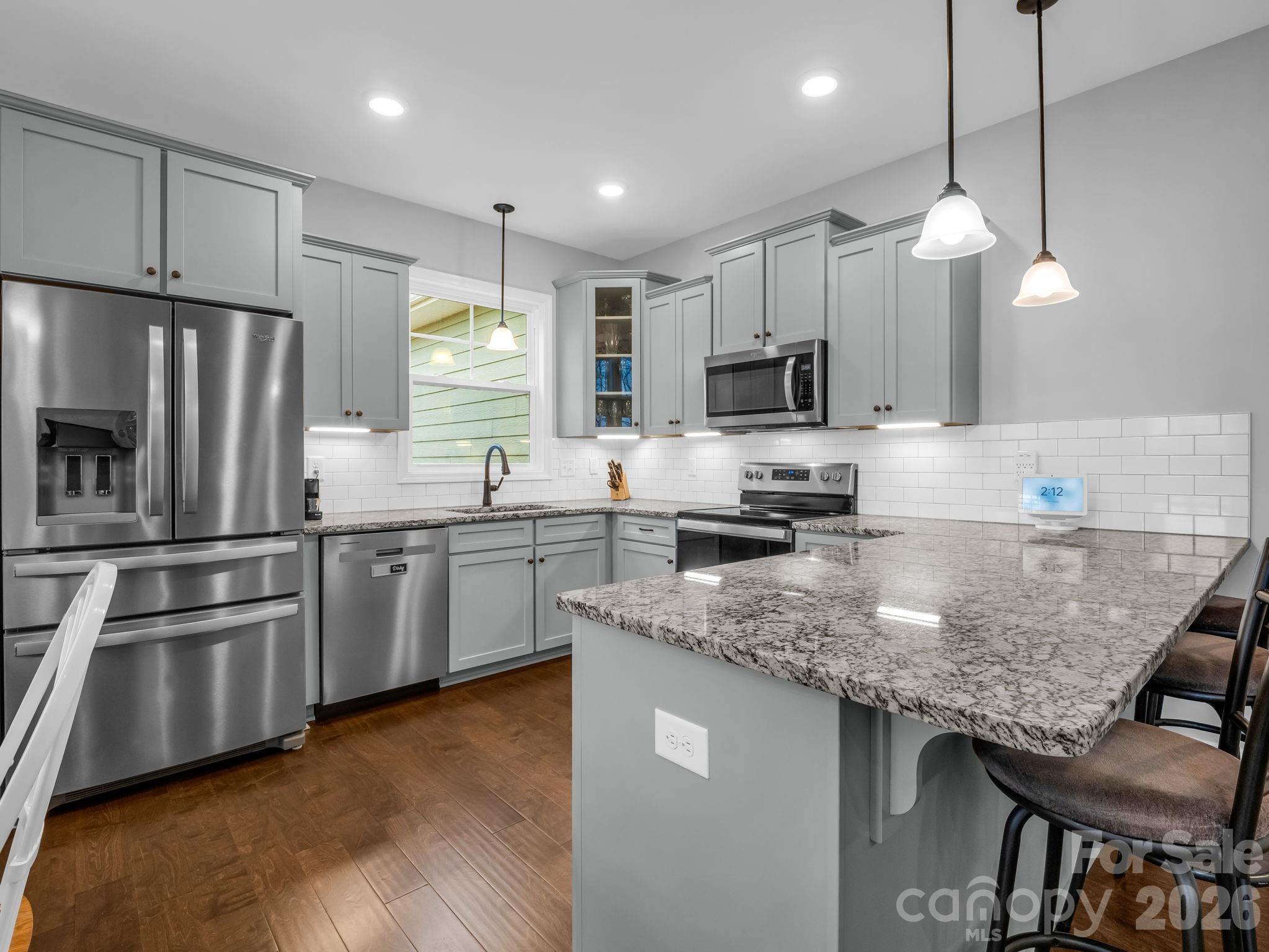 631 Mountain Parkway Property Photo 14