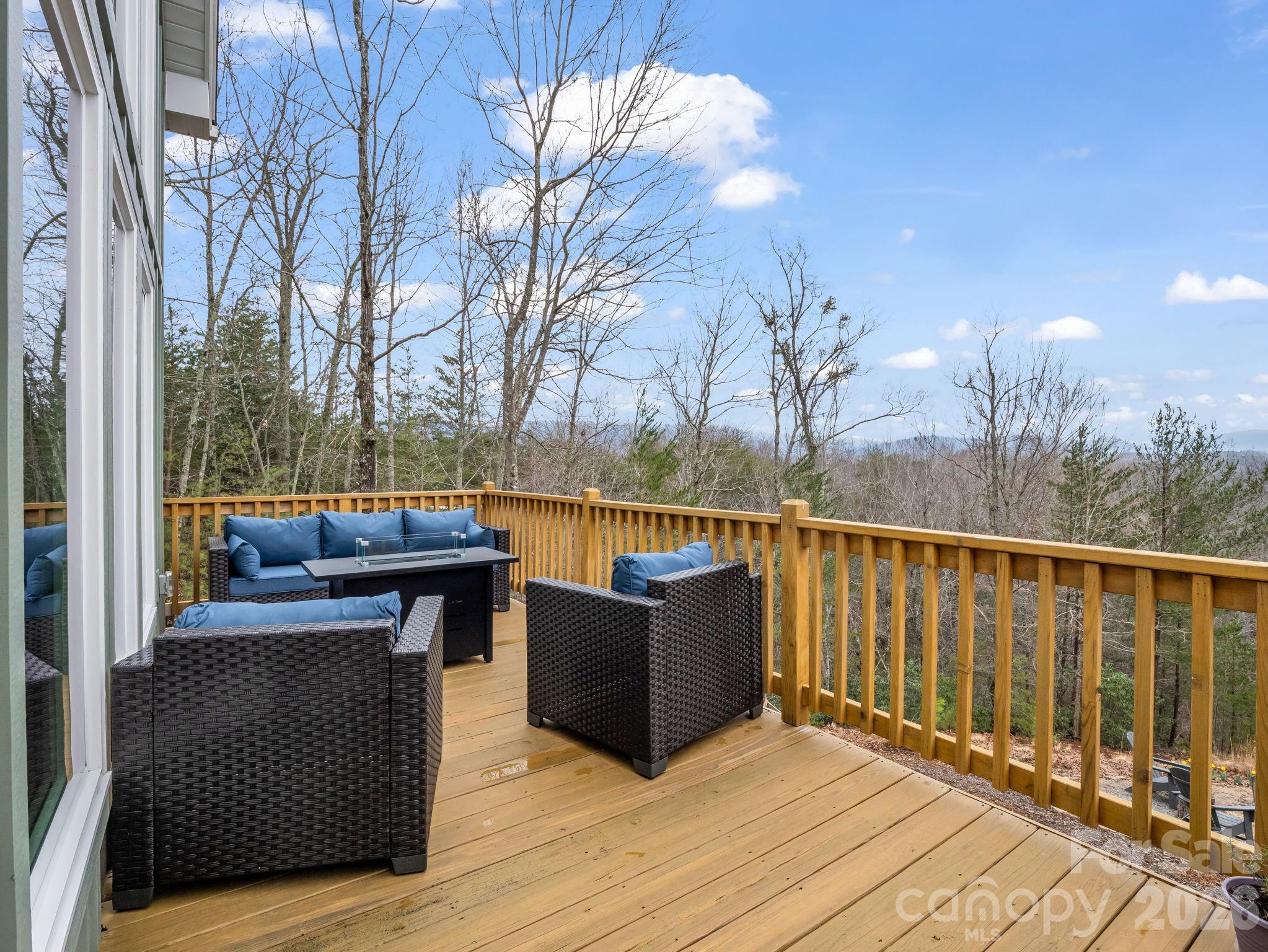 631 Mountain Parkway Property Photo 31
